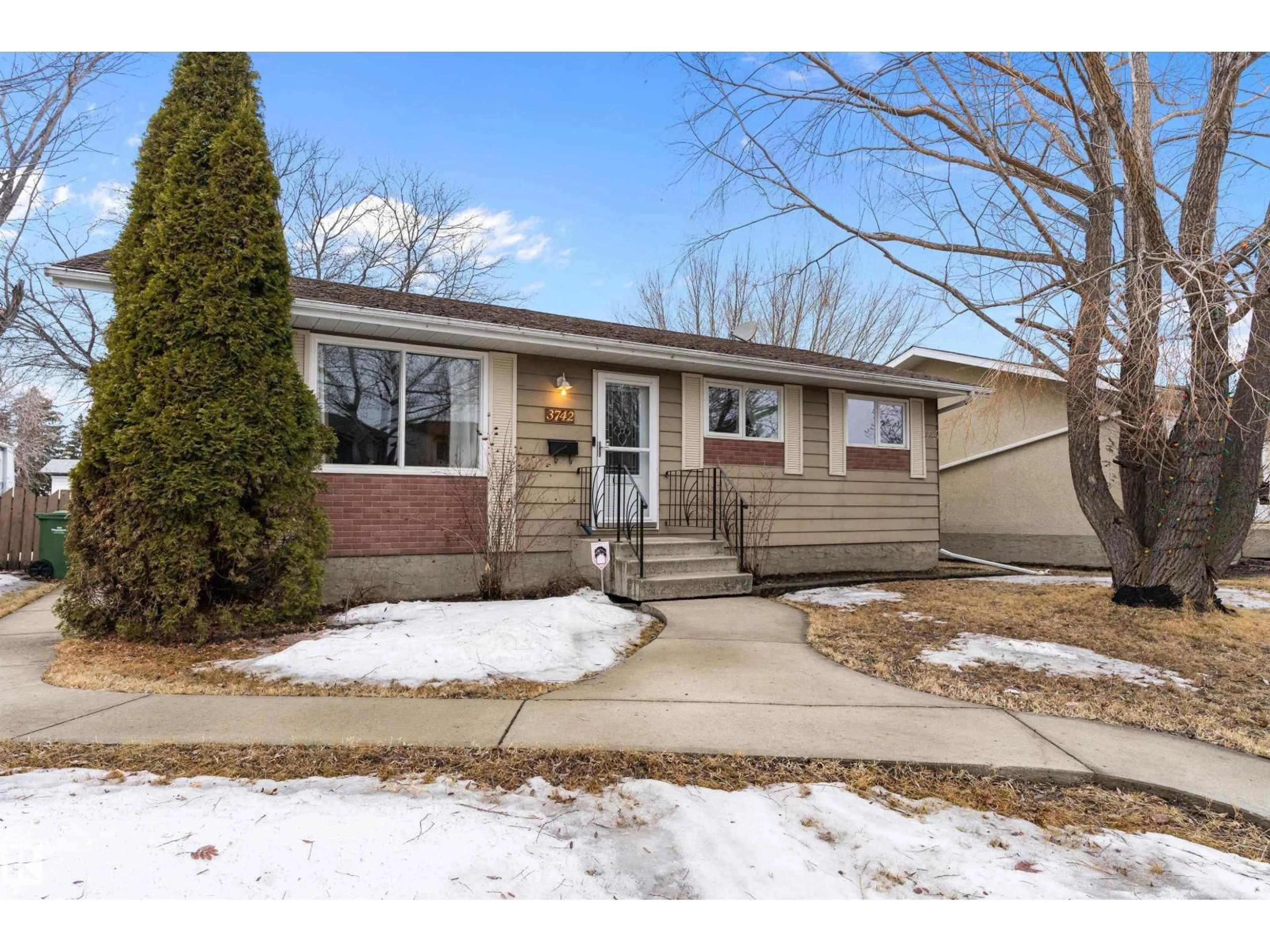 Home with brick exterior material, street for 3742 53 ST, Wetaskiwin Alberta T9A2K7