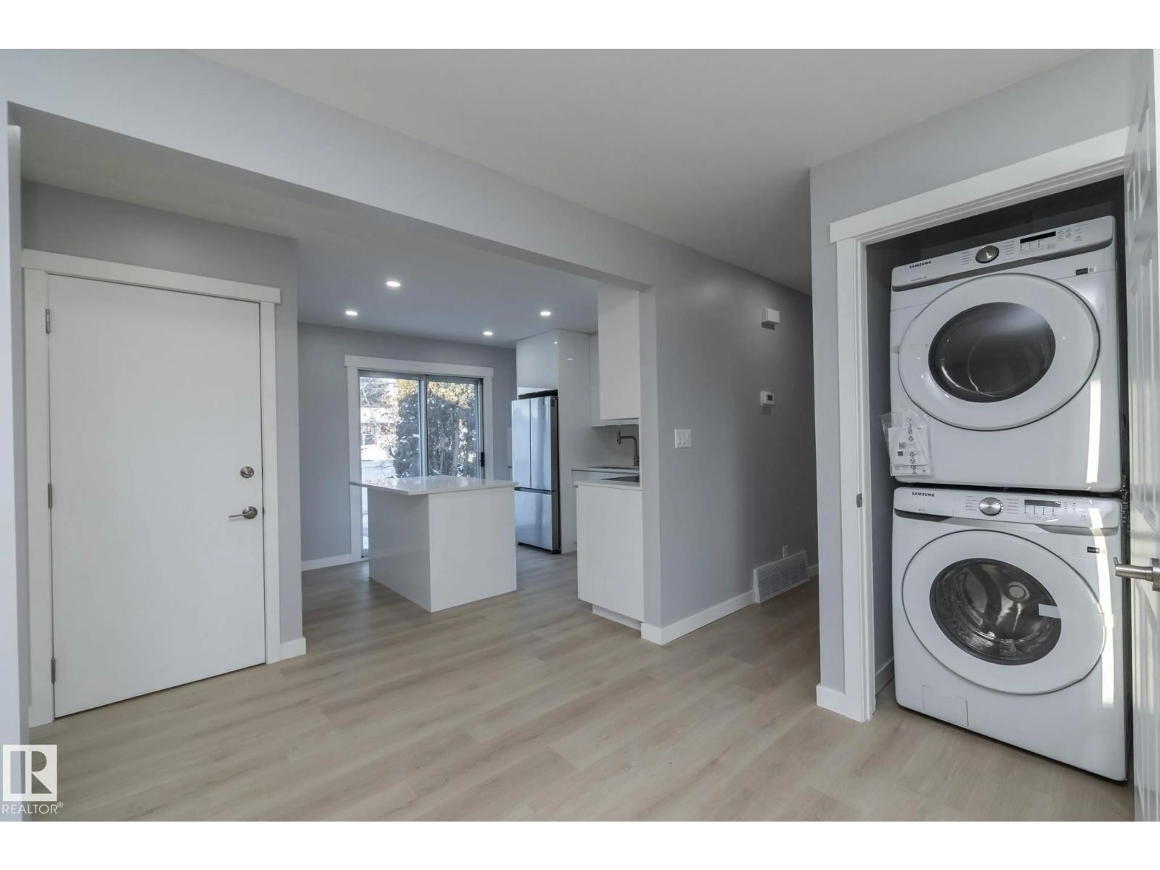 Unknown for 8008 159 ST, Edmonton Alberta T5R2E4