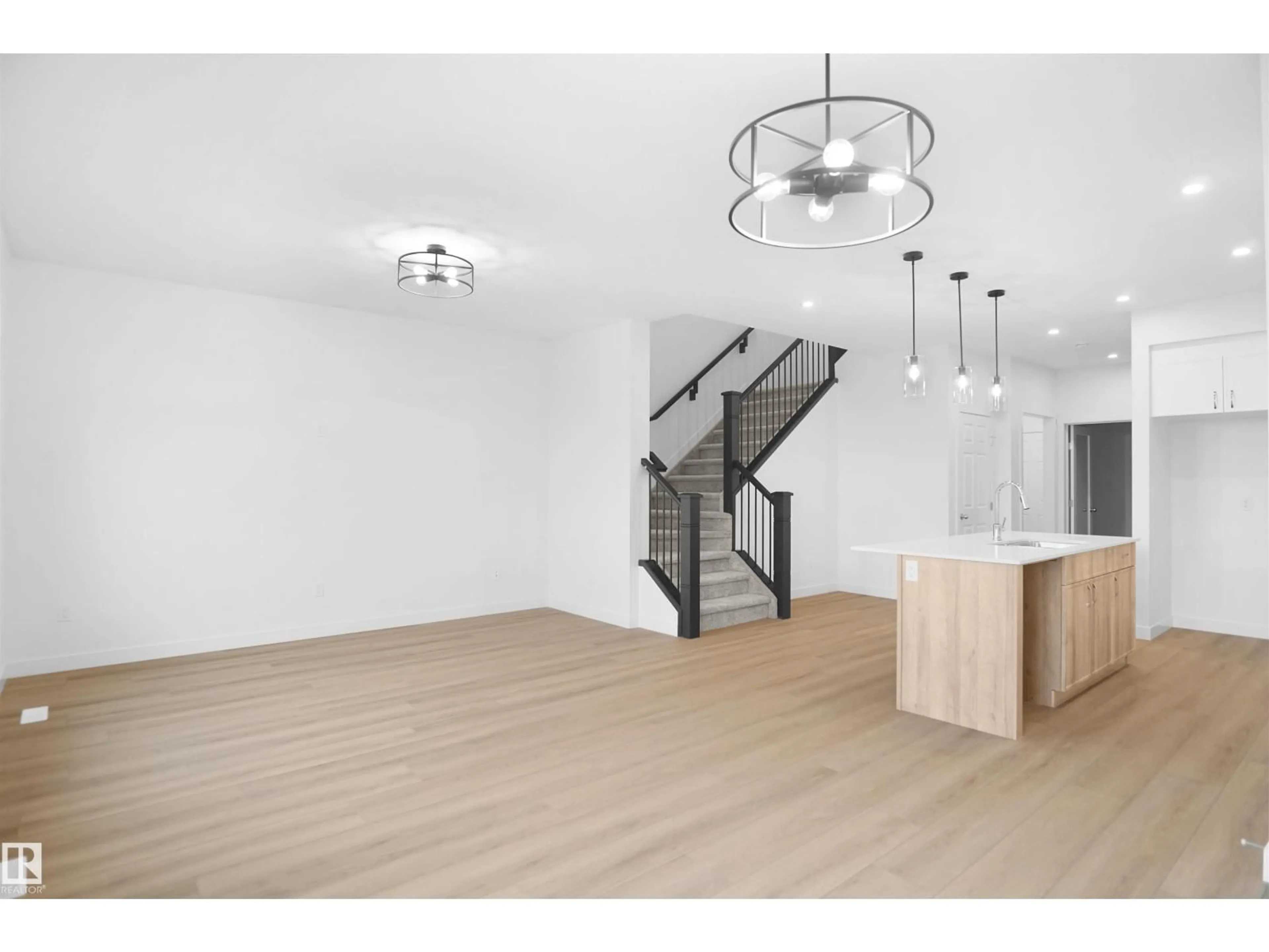 Unknown for 19446 22A AV, Edmonton Alberta T6M1P9