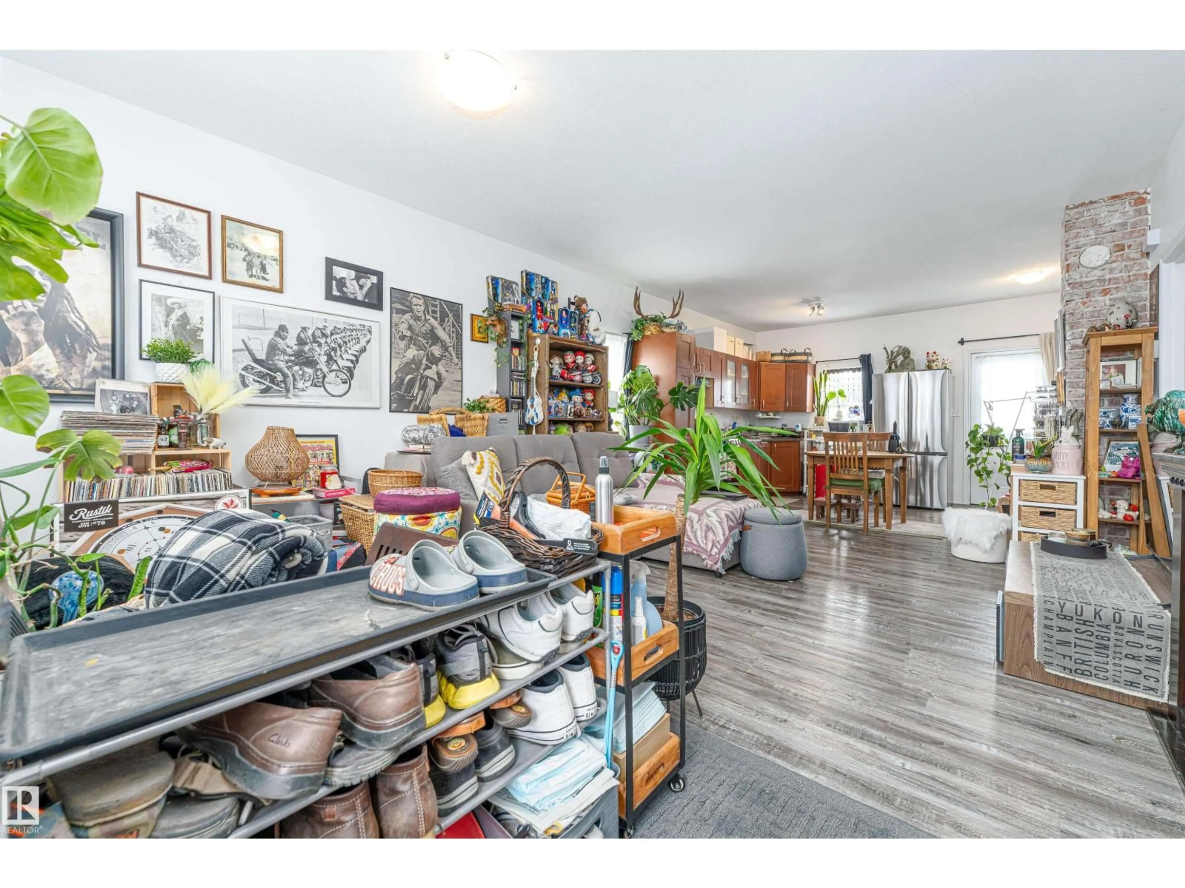 Open concept kitchen, unknown for 5222 50 ST, Willingdon Alberta T0B4R0