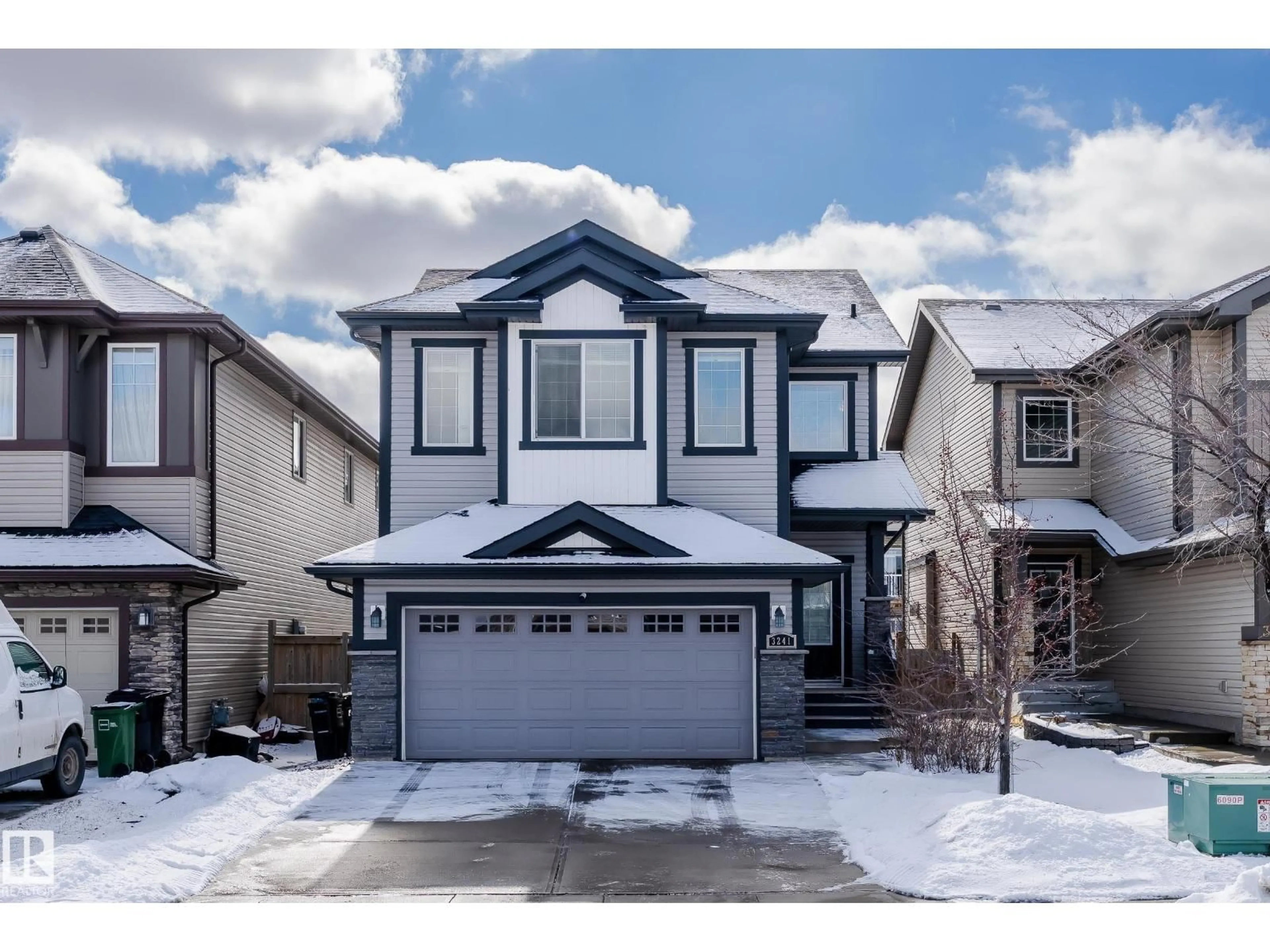 Home with vinyl exterior material, street for 3241 ABBOTT CRESCENT, Edmonton Alberta T6W2V3