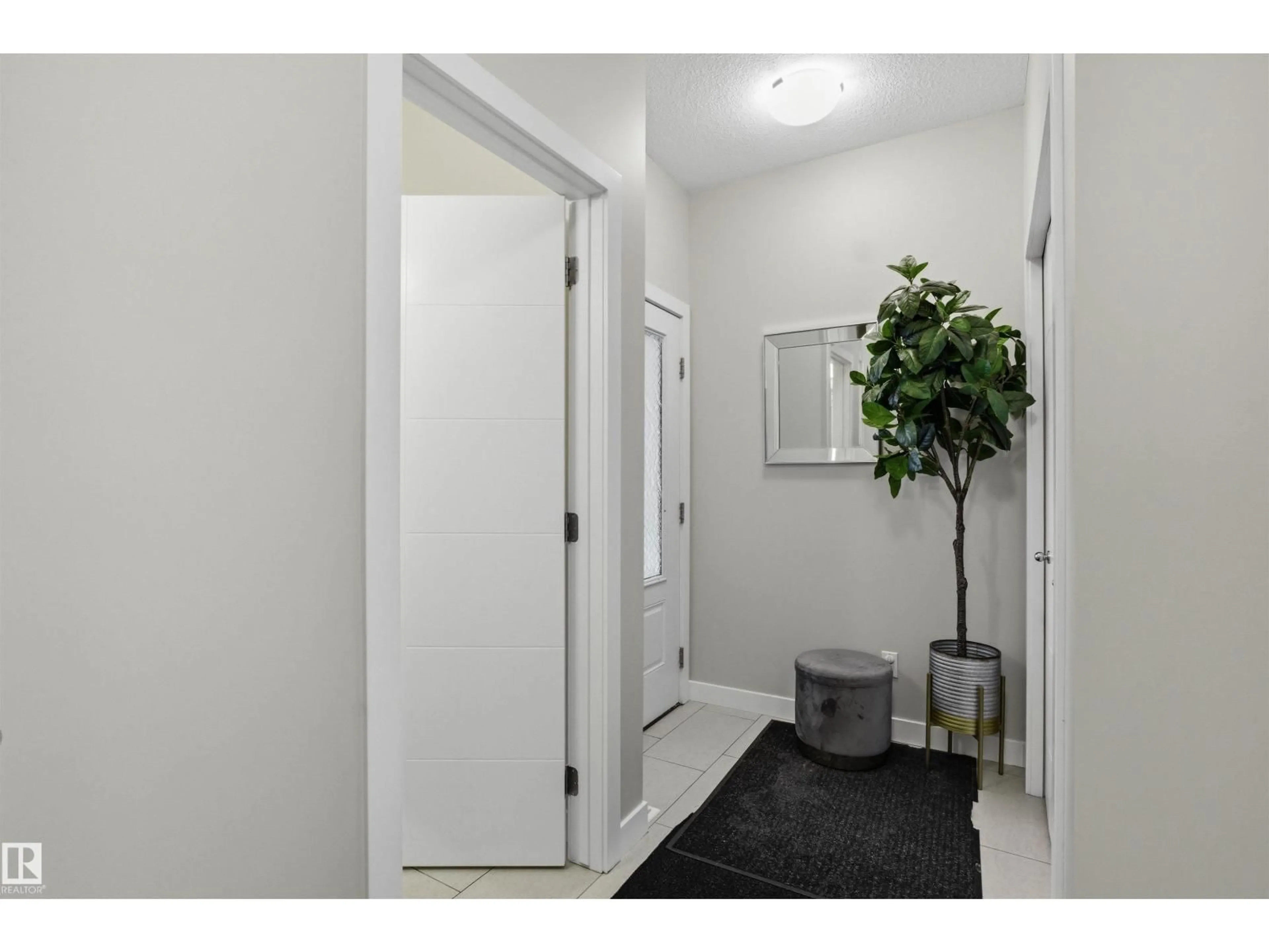 Indoor entryway for NW - 6106 171 AV, Edmonton Alberta T5Y3S4