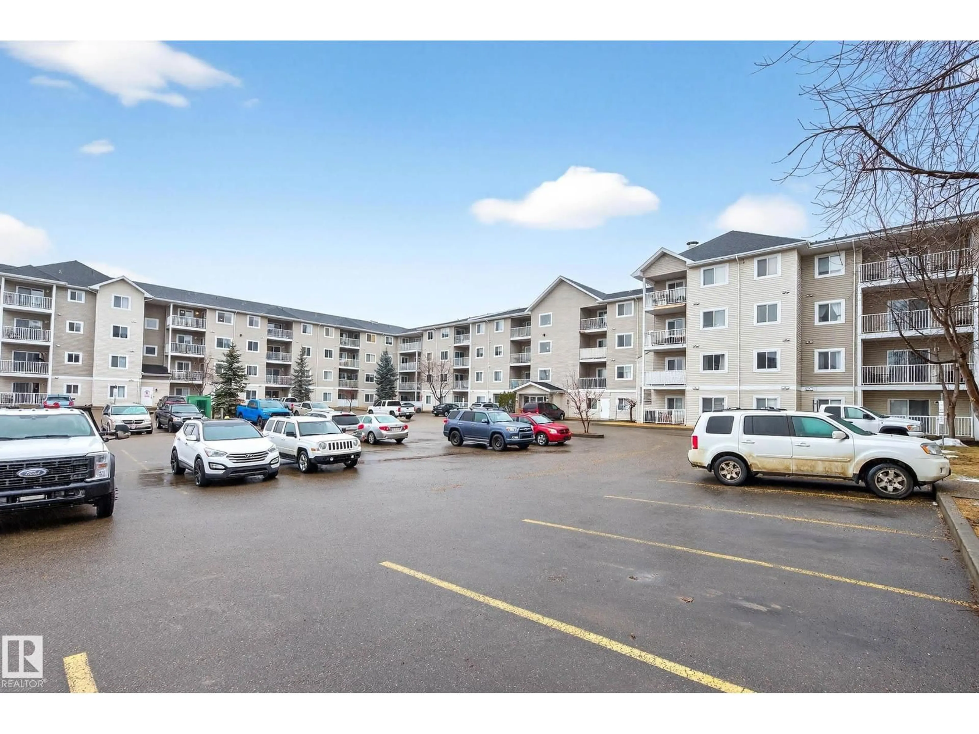 Unknown for 209 - 4309 33 ST, Stony Plain Alberta T7Z0C4