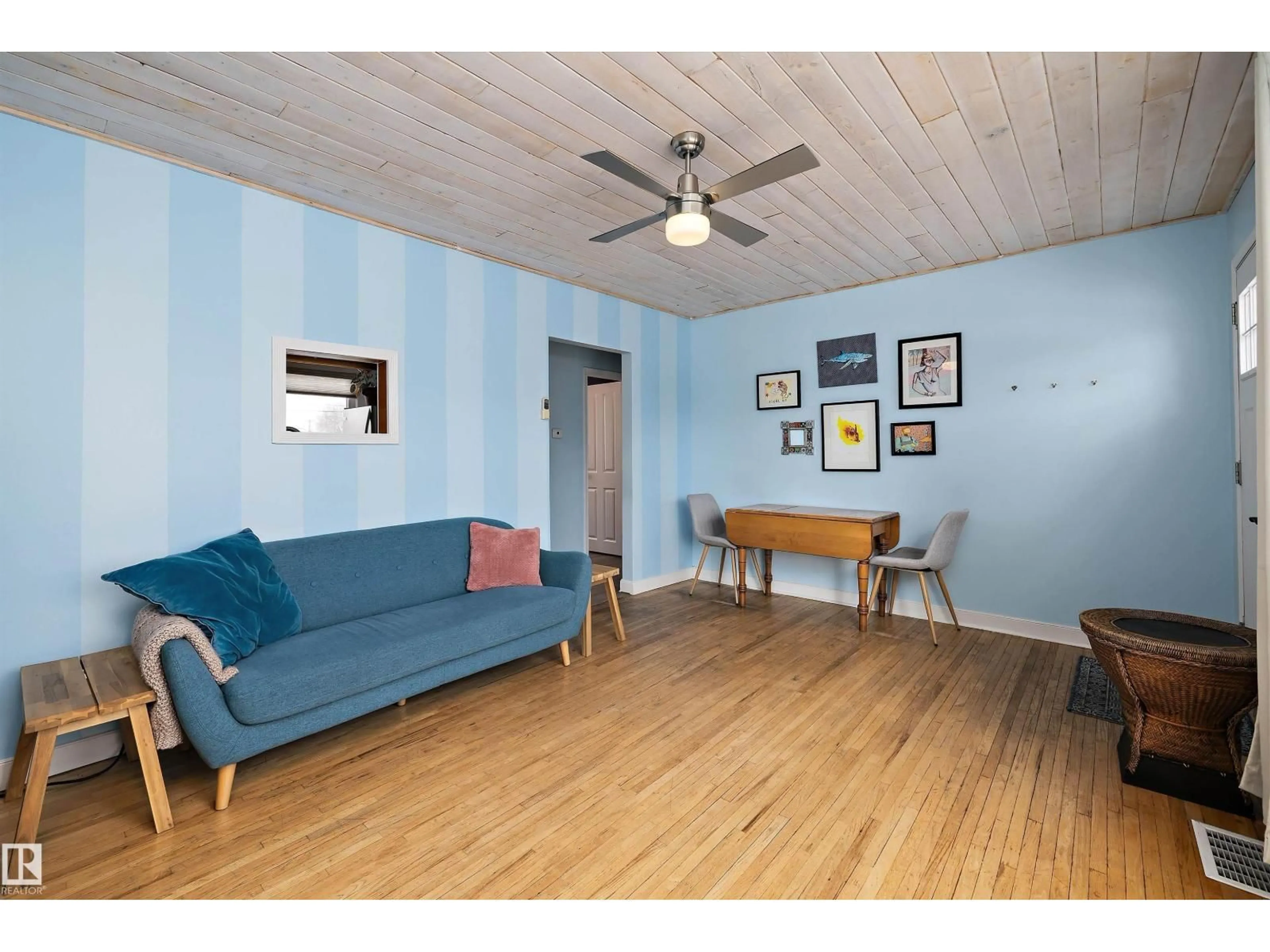 A pic of a room for NW - 10536 162 ST, Edmonton Alberta T5P3M5