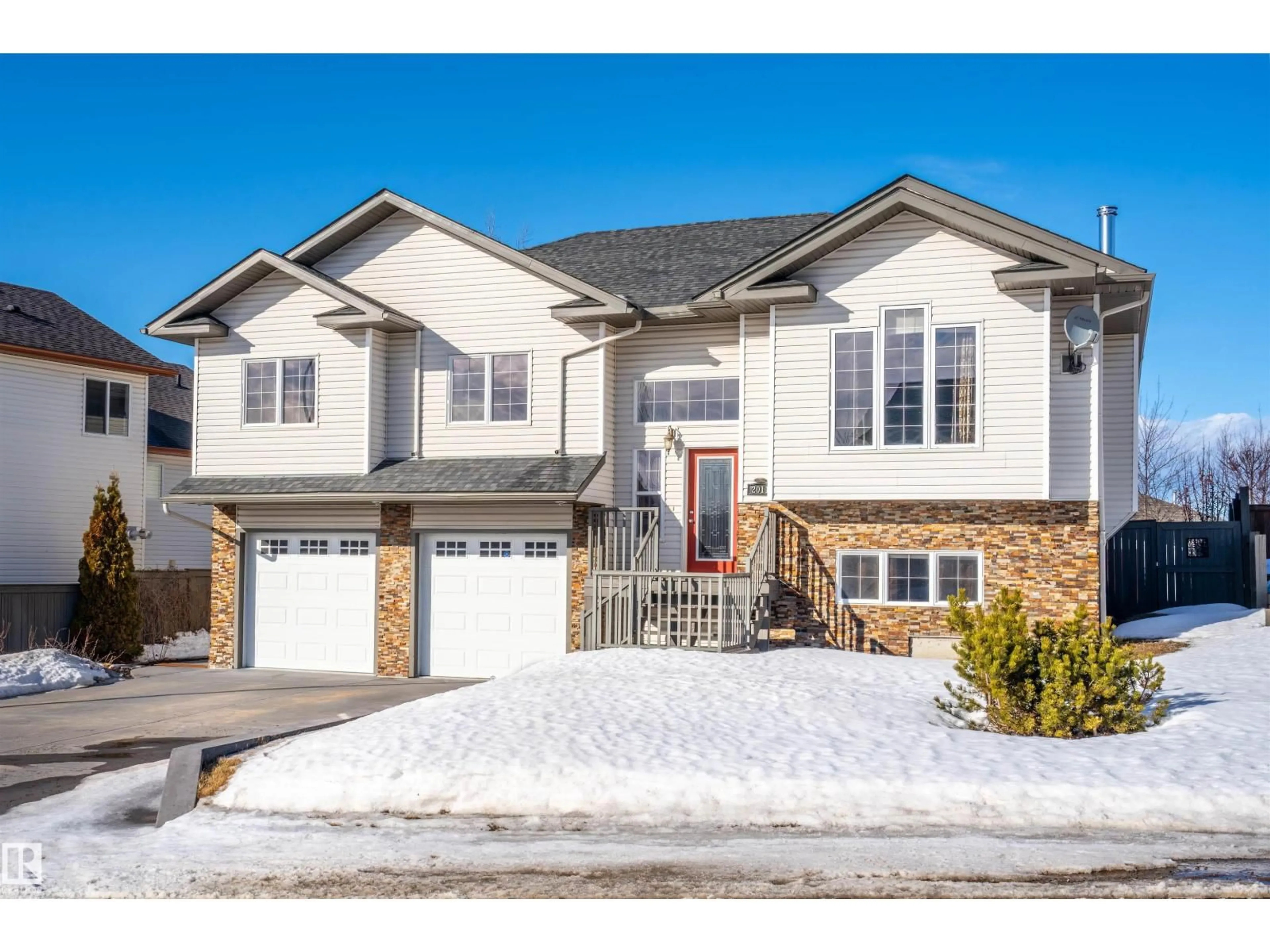 Unknown for 2011 7 AV, Cold Lake Alberta T9M2B7