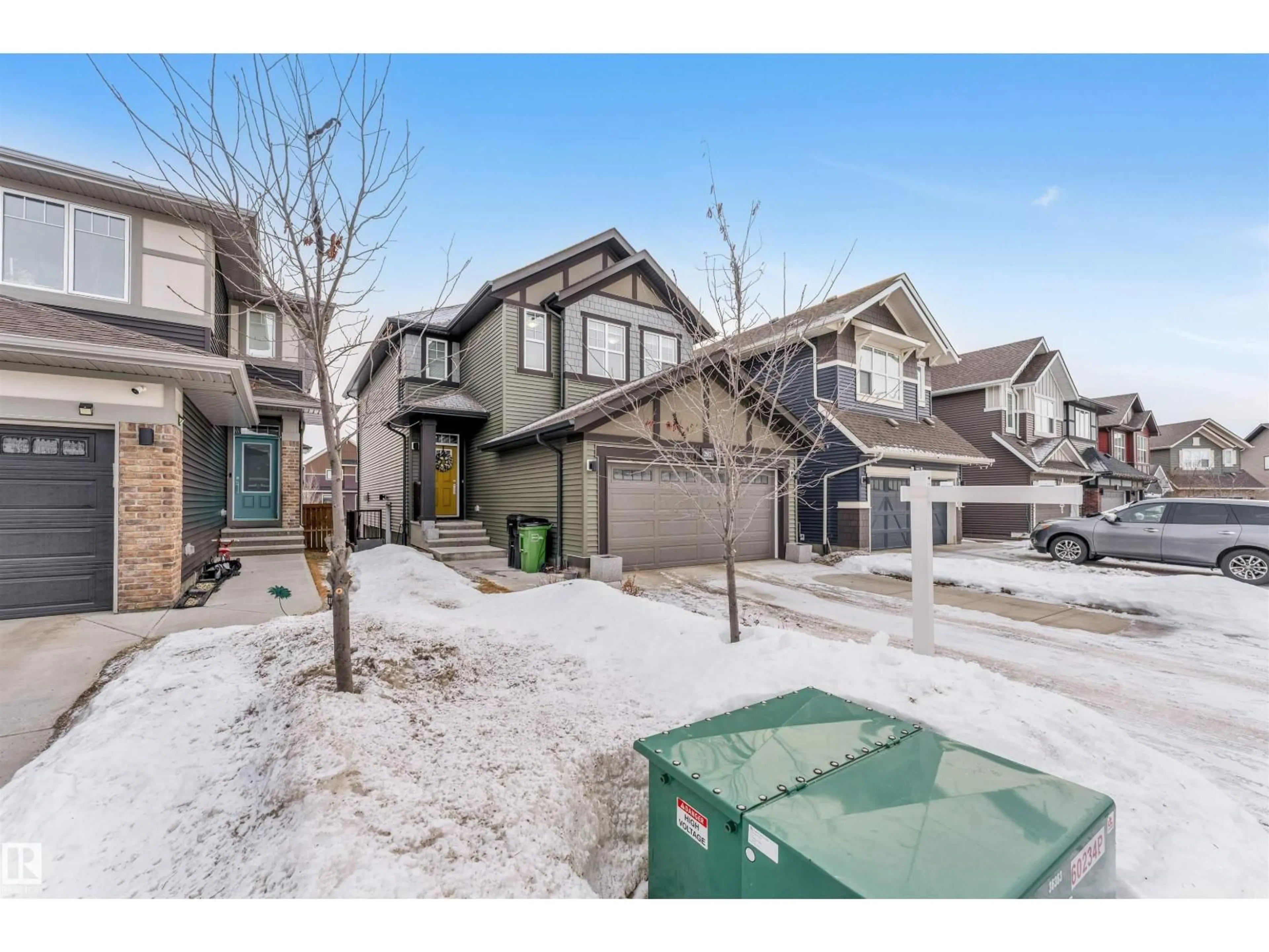 A pic from outside/outdoor area/front of a property/back of a property/a pic from drone, street for SW - 2987 CHOKECHERRY CM, Edmonton Alberta T6X2M2