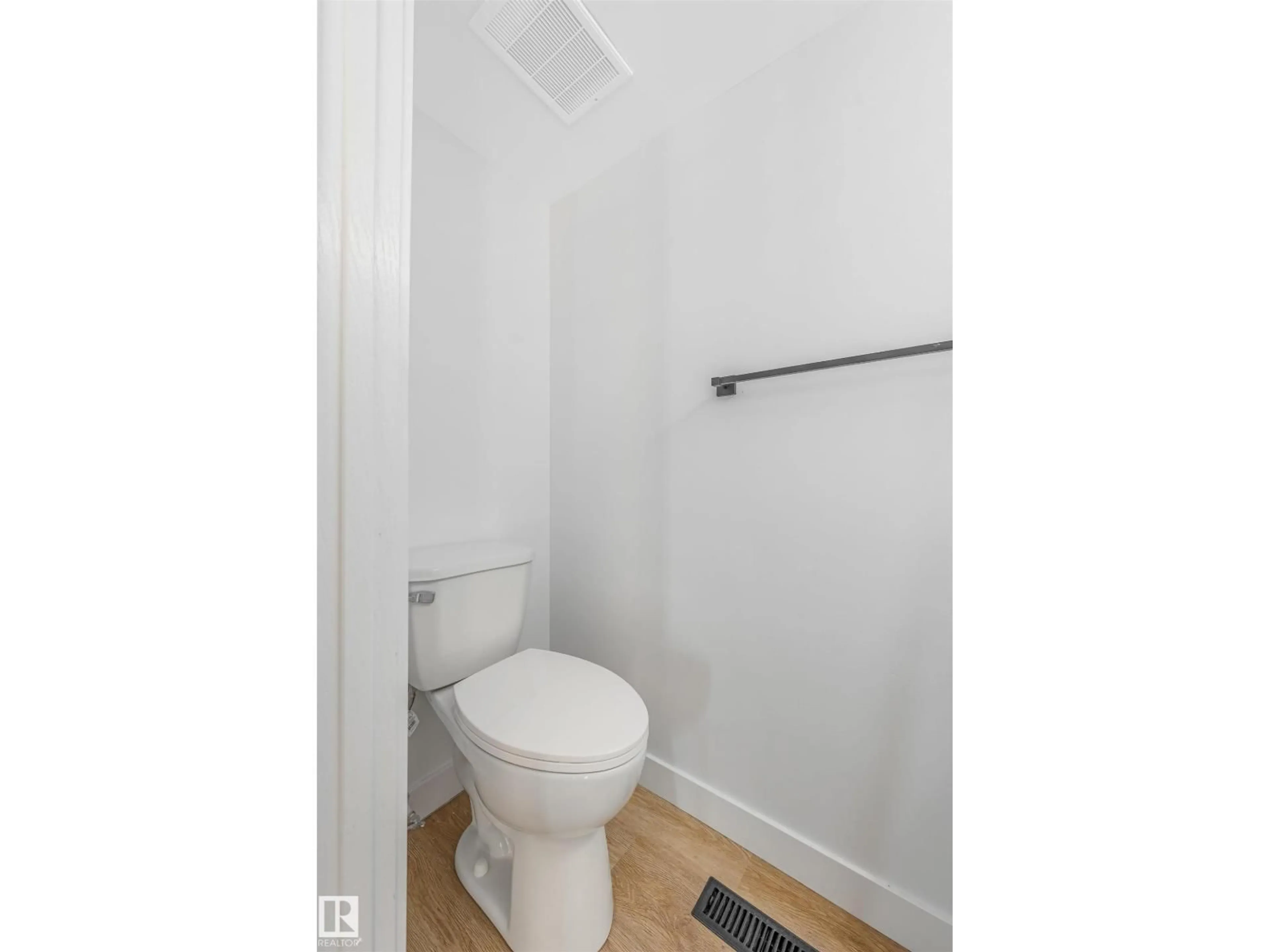 A pic of a room for 6030 MILL WOODS RD S, Edmonton Alberta T6L1N5