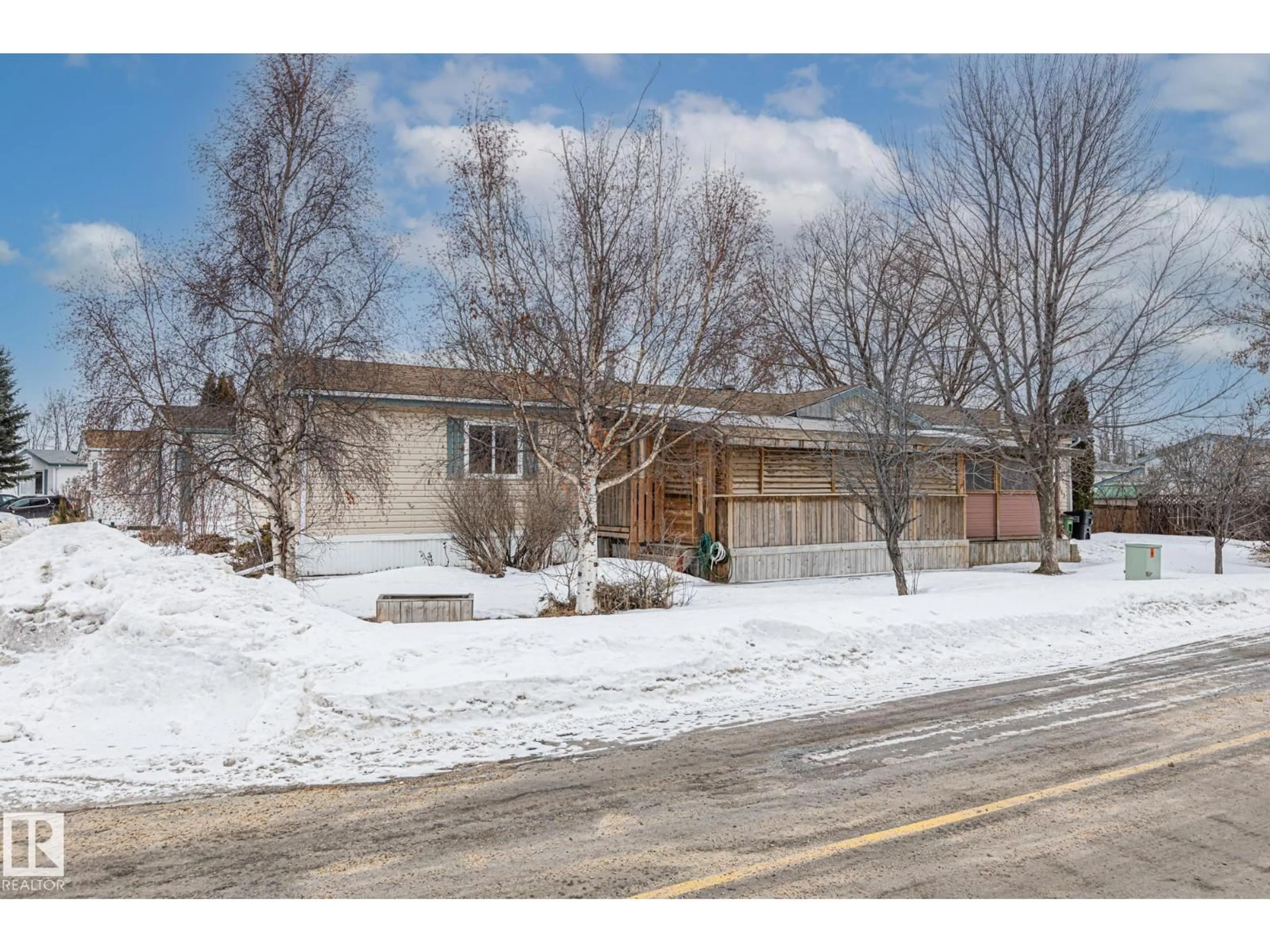 Unknown for 2863 LAKESIDE CLOSE, Edmonton Alberta T5S1T5