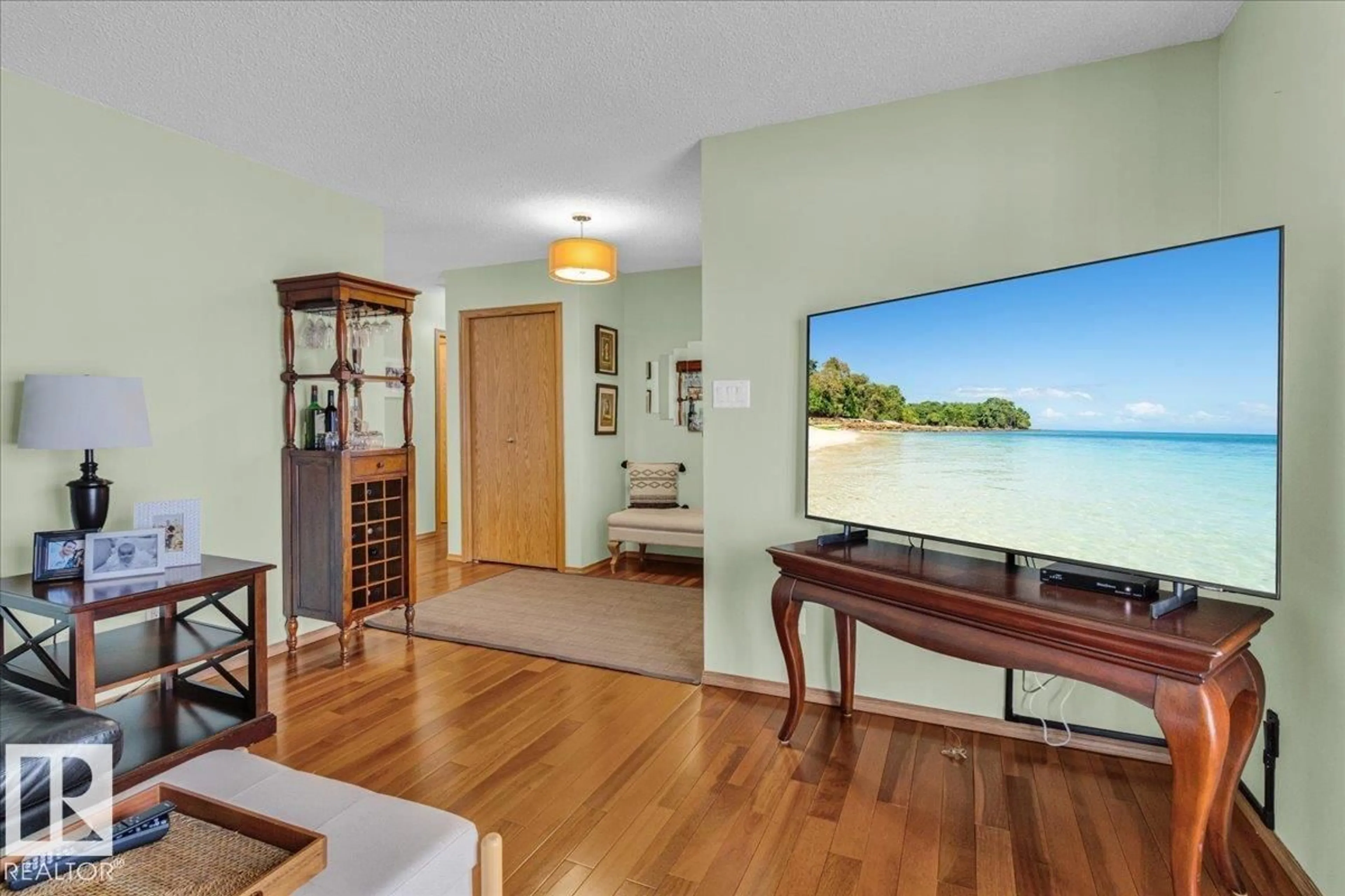 Home theater for 5316 53 AV, Mundare Alberta T0B3H0