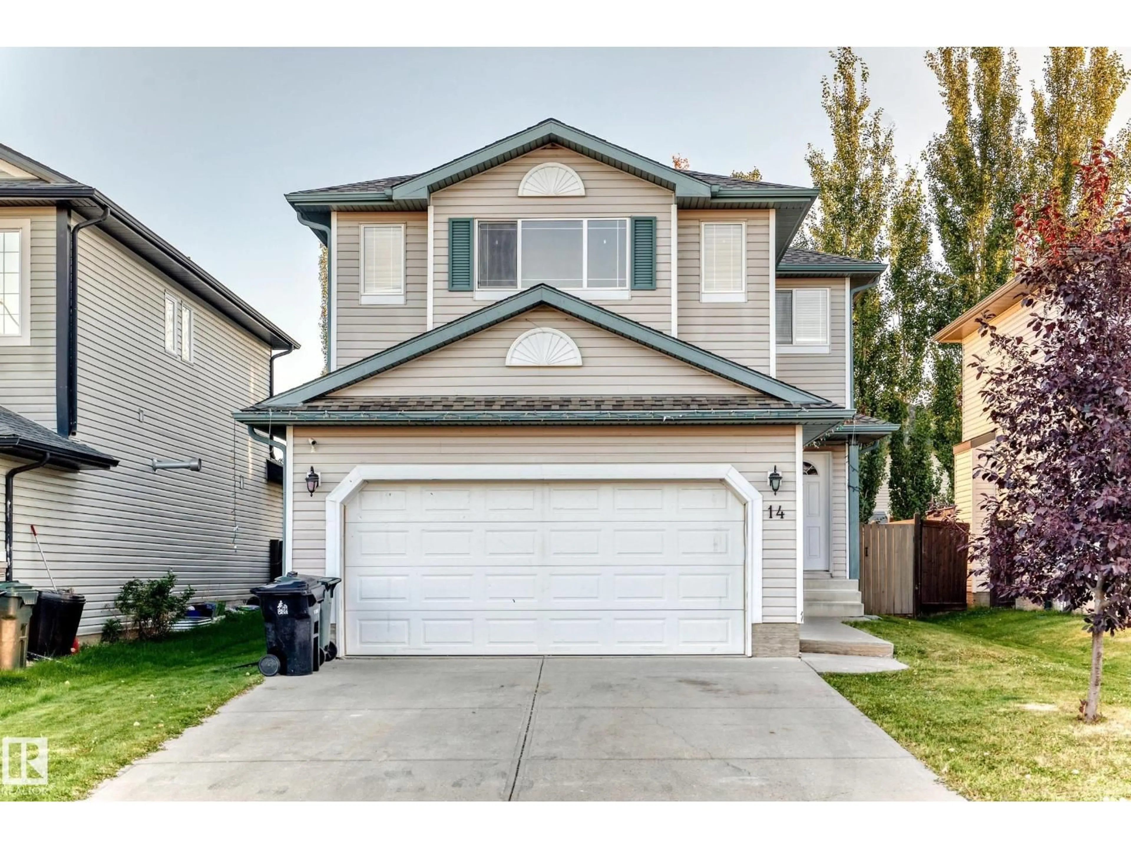 Home with vinyl exterior material, street for 14 SPRING, Spruce Grove Alberta T7X3K3