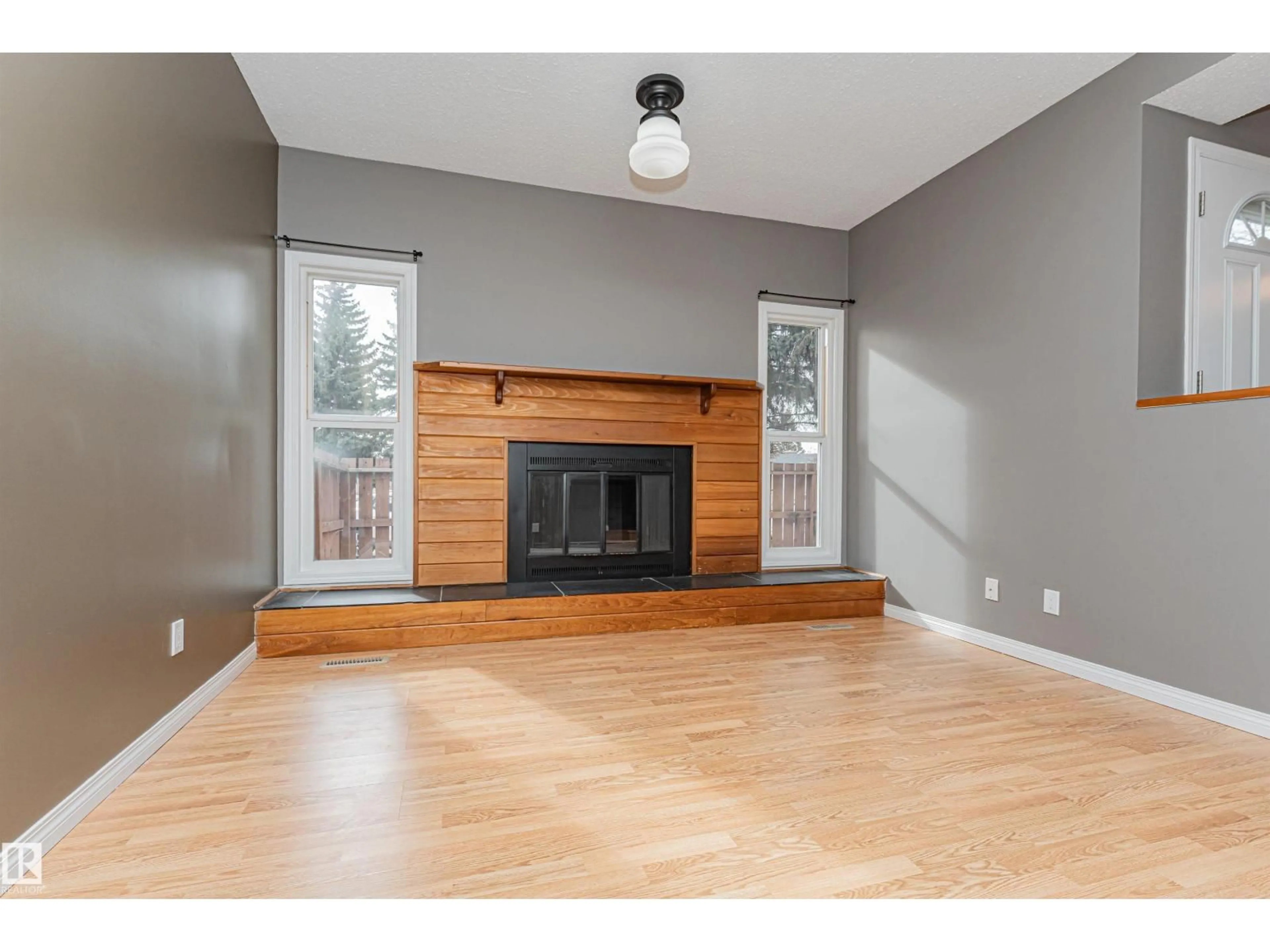 Unknown for NW - 17020 100 ST, Edmonton Alberta T5X5E1