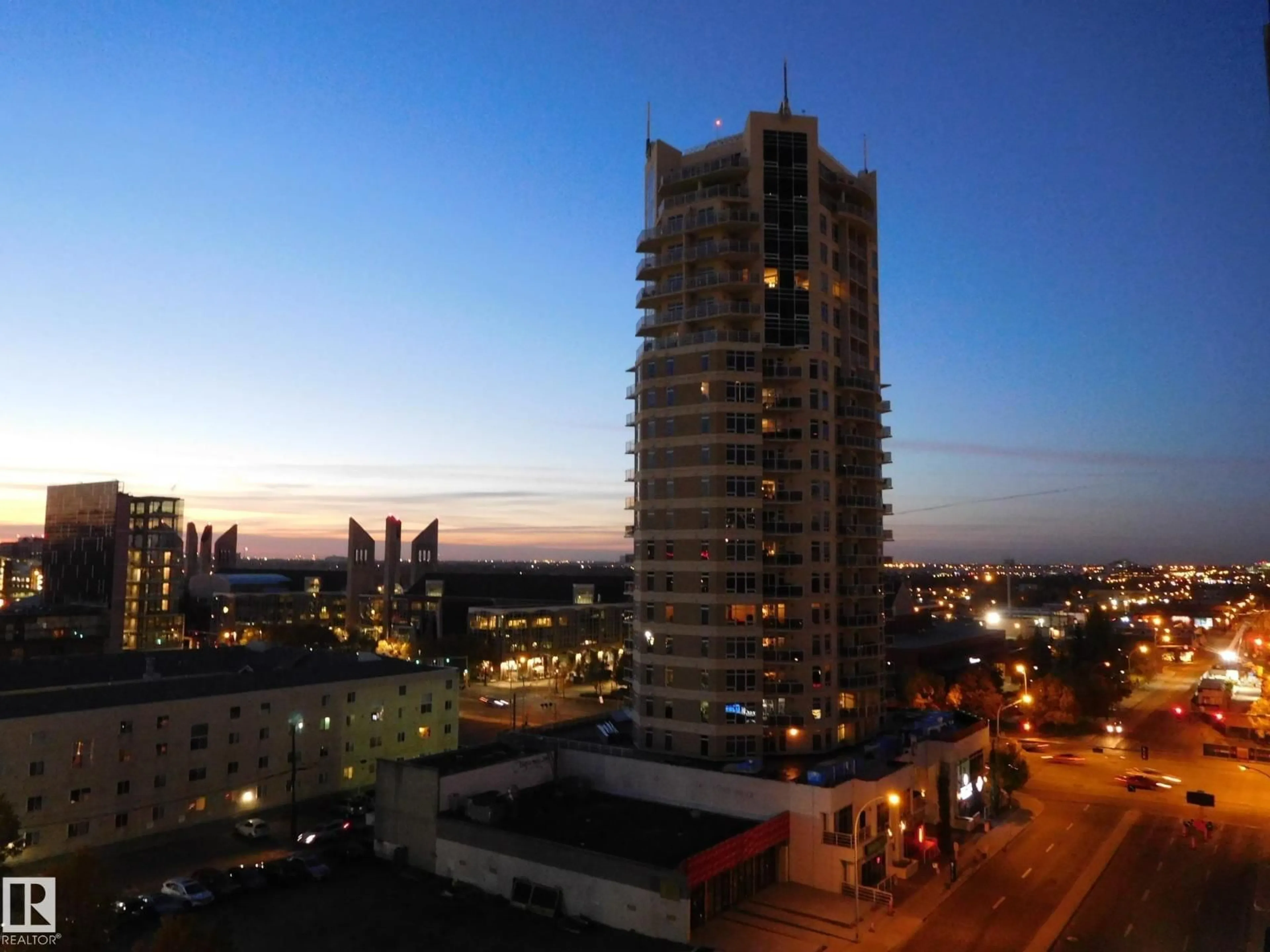 Blurry image for 10388 - 801 105 ST, Edmonton Alberta T5J0C2