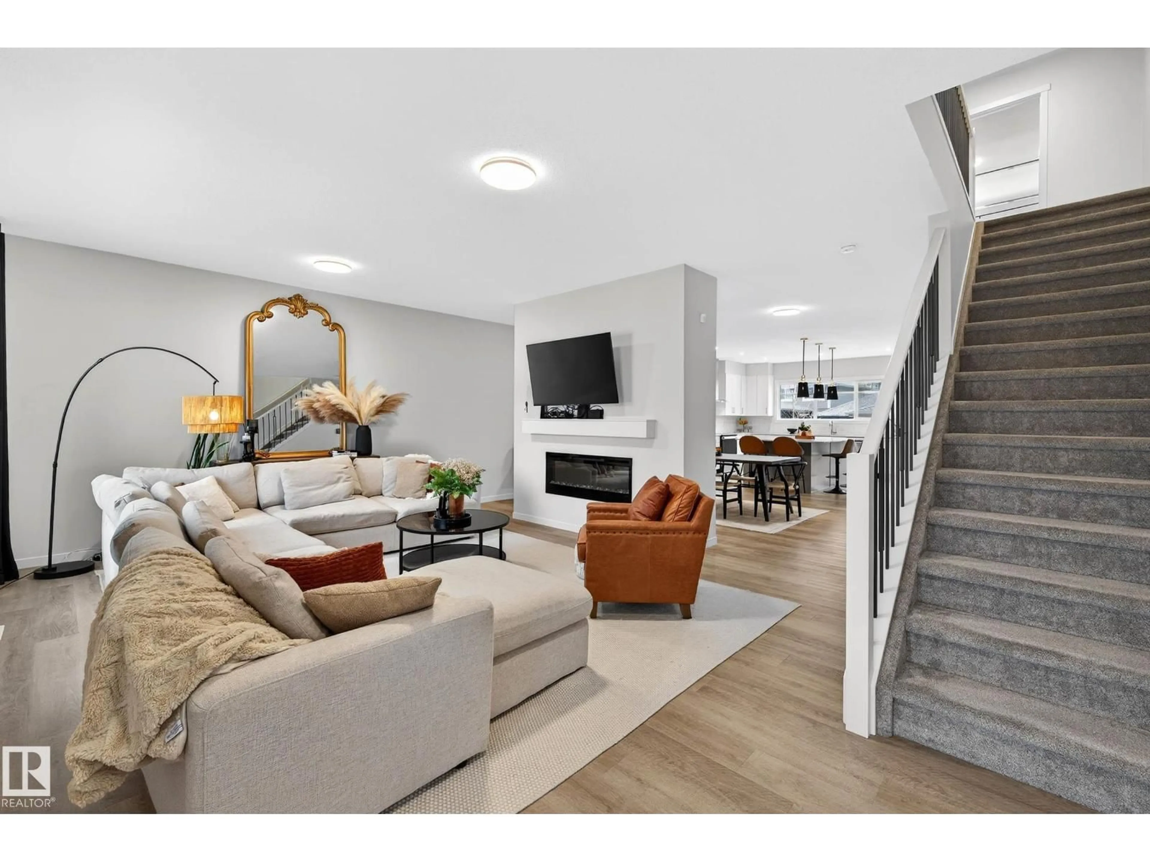 Living room with furniture, unknown for 6127 CARR RD, Edmonton Alberta T5E6Y4