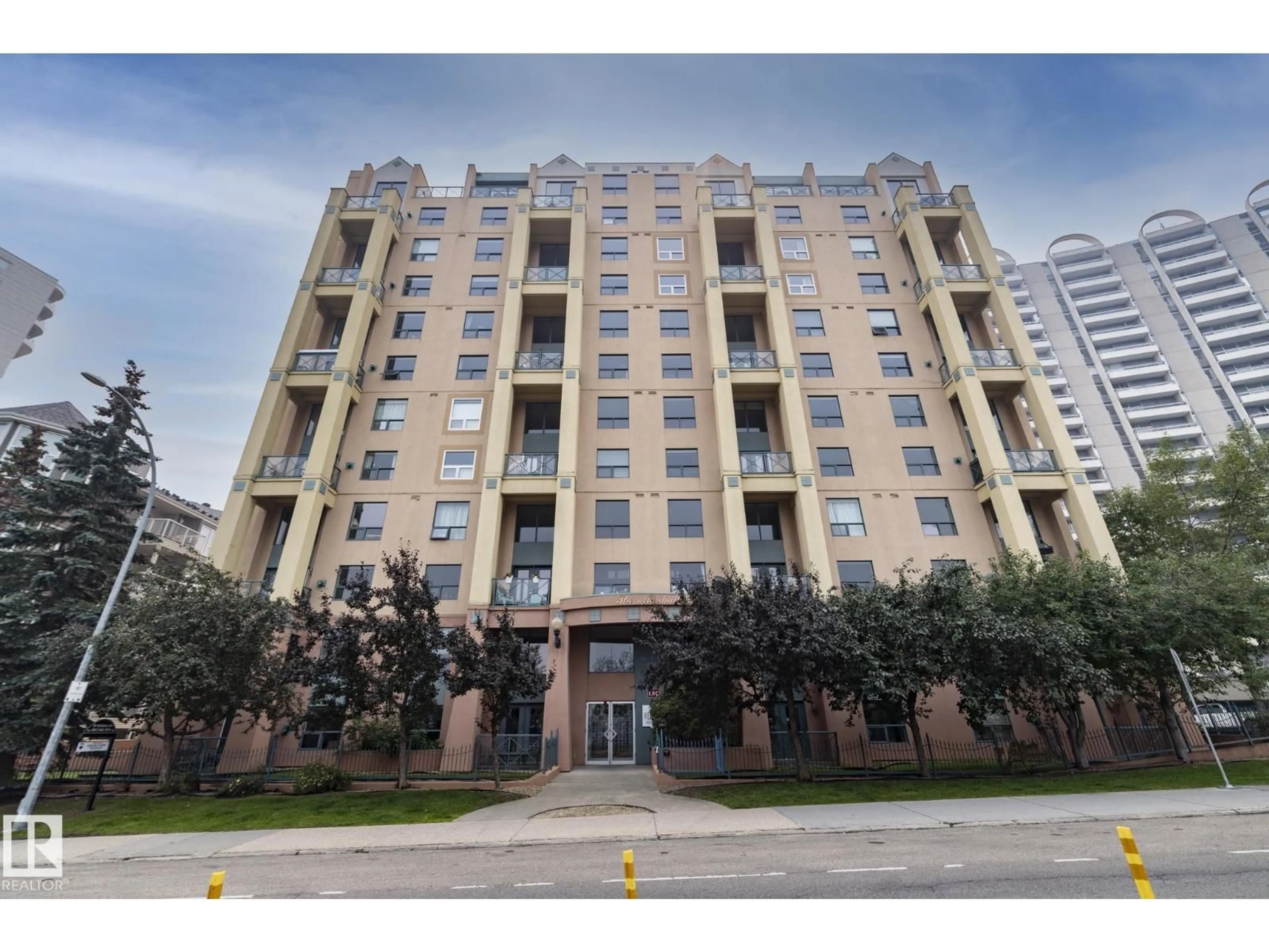 A pic from outside/outdoor area/front of a property/back of a property/a pic from drone, building for #102 - 10855 SASKATCHEWAN DR NW, Edmonton Alberta T6E6T6