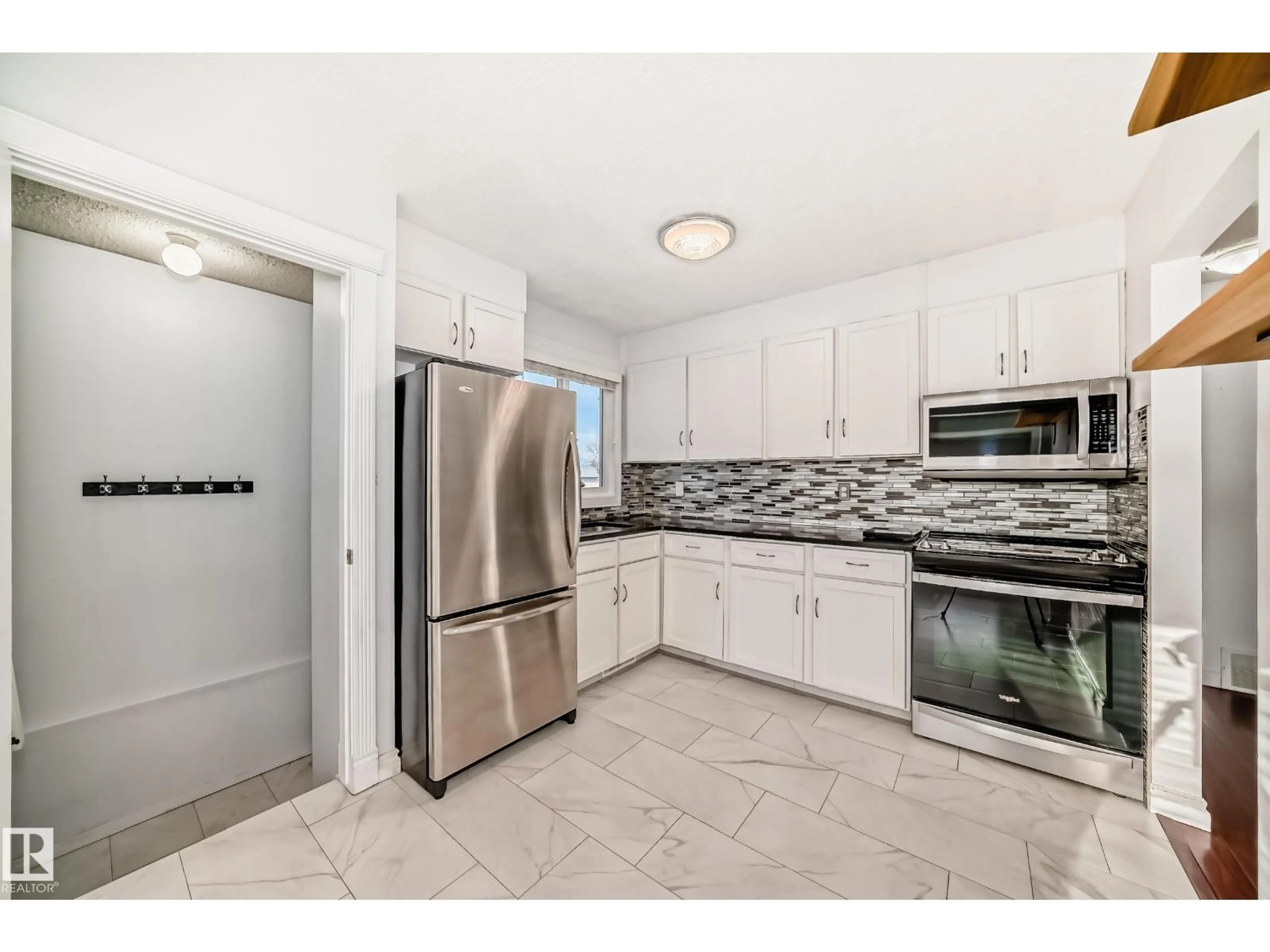 Unknown for 10037 173 AV, Edmonton Alberta T5X3Y1