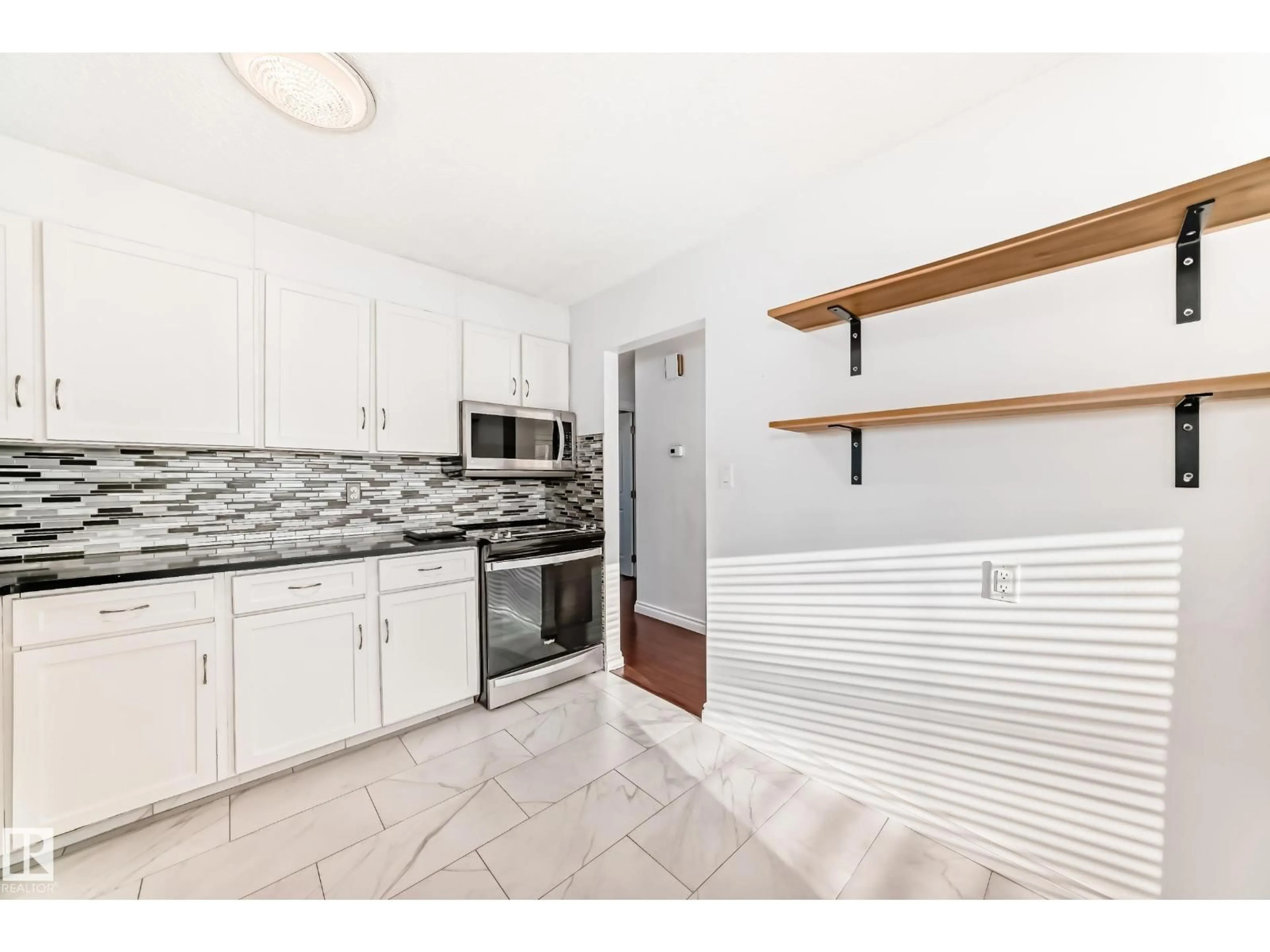 Unknown for 10037 173 AV, Edmonton Alberta T5X3Y1