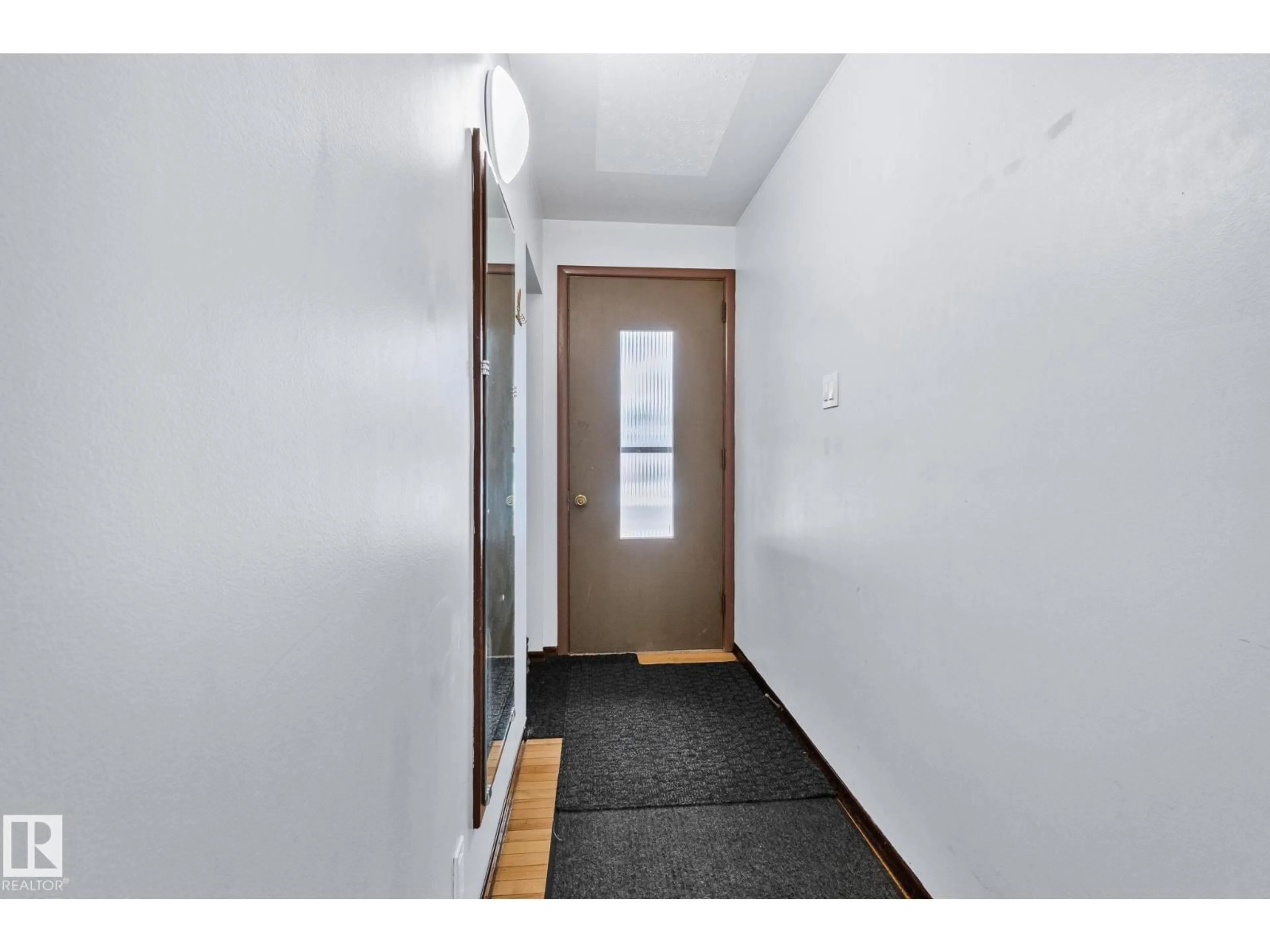 Unknown for 11934 89 ST, Edmonton Alberta T5B3V8