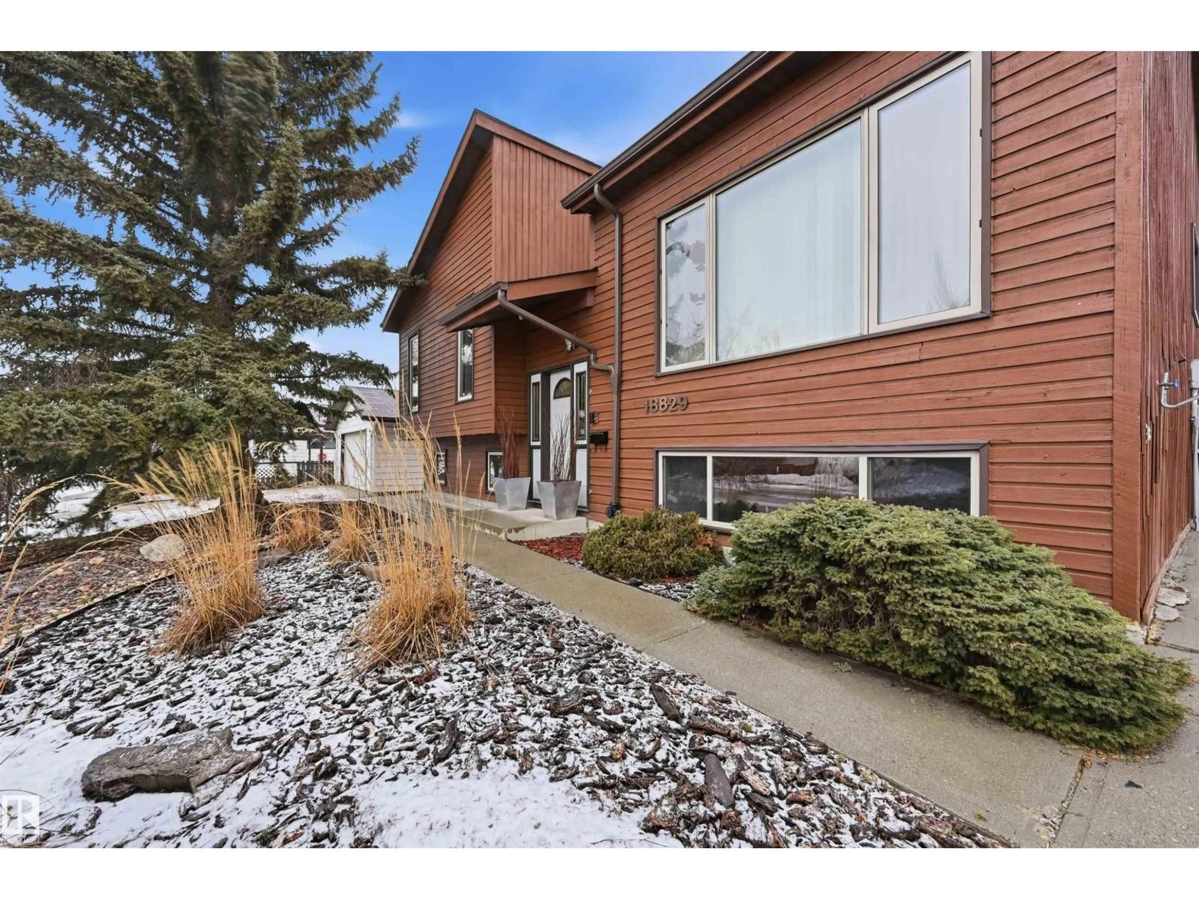 Unknown for 18829 99A AV, Edmonton Alberta T5T3M9