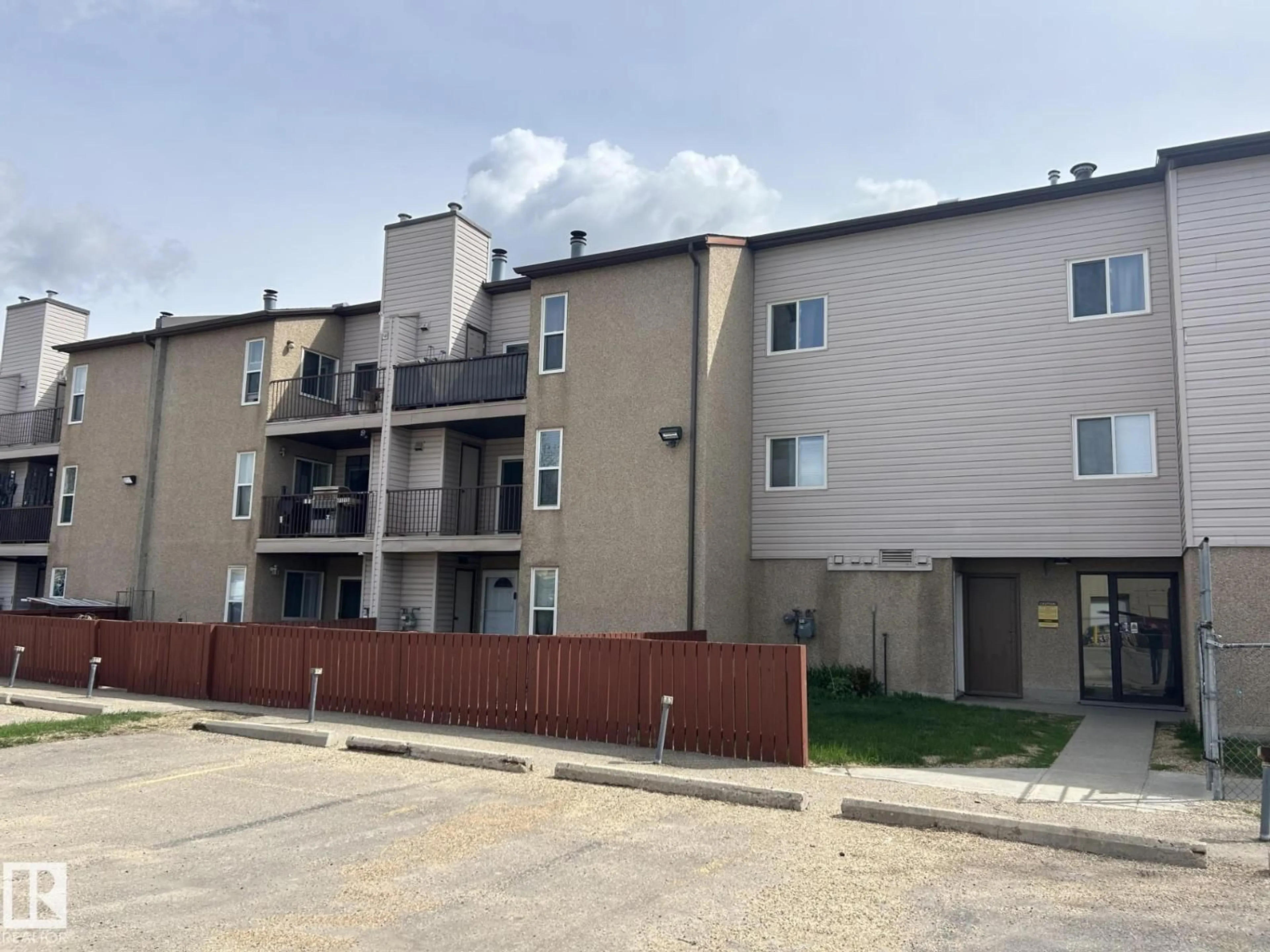Unknown for 209 - 14004 26 ST, Edmonton Alberta T5Y1Y4