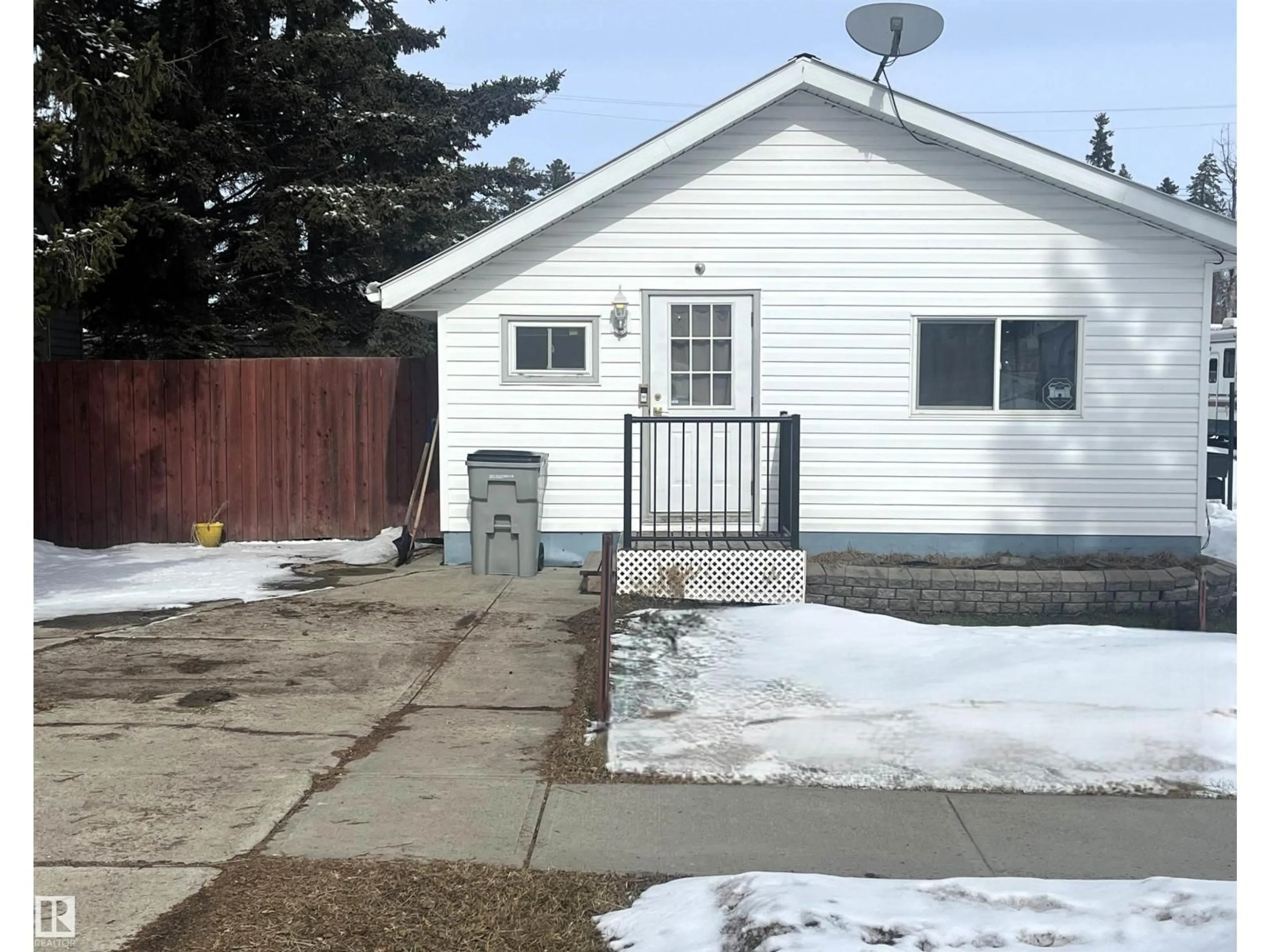 Unknown for 4720 51 AVE, Wildwood Alberta T0E2M0