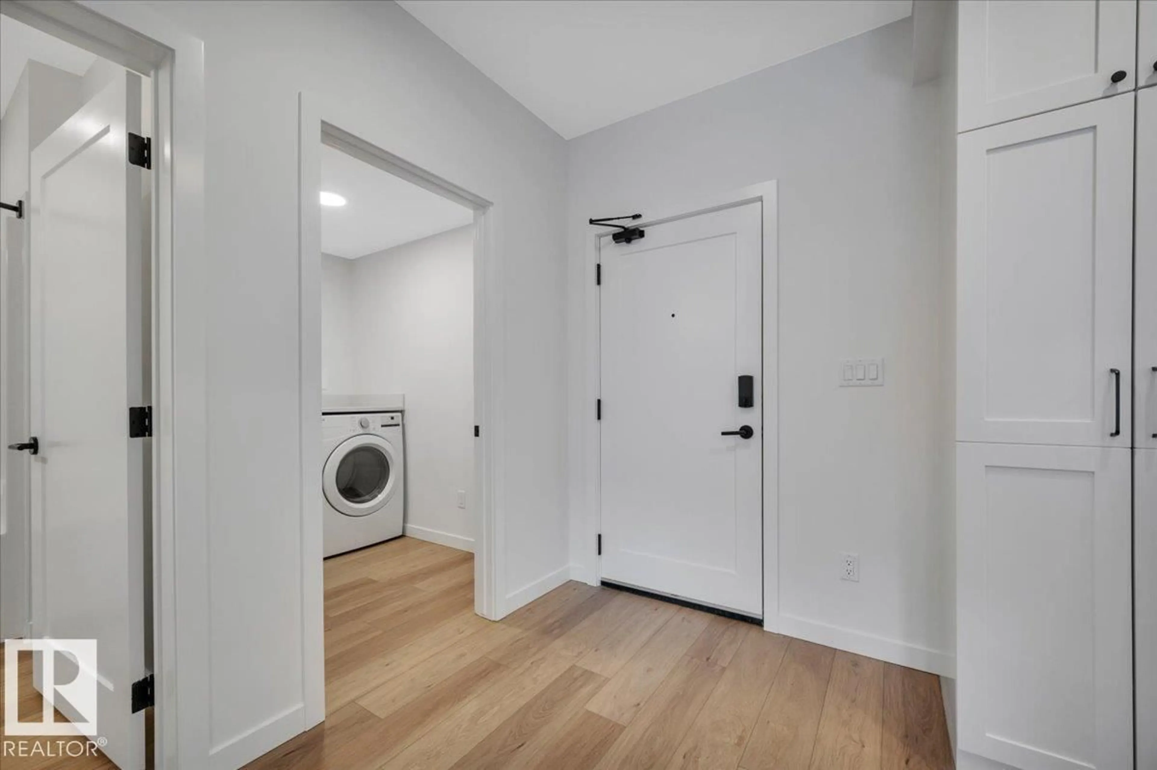 Unknown for #322 - 7459 MAY COMMON, Edmonton Alberta T6R0X5