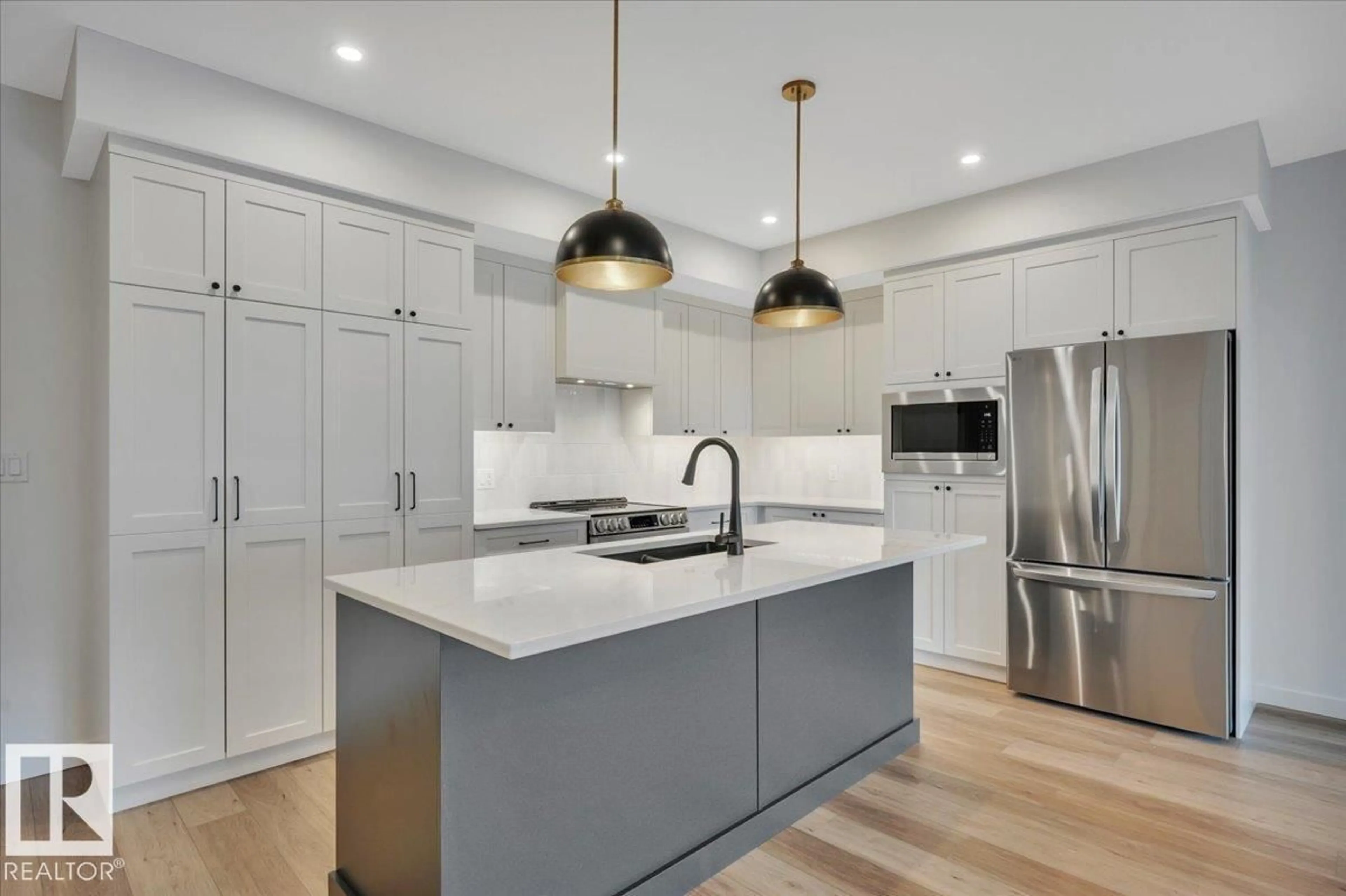 Contemporary kitchen, unknown for #322 - 7459 MAY COMMON, Edmonton Alberta T6R0X5