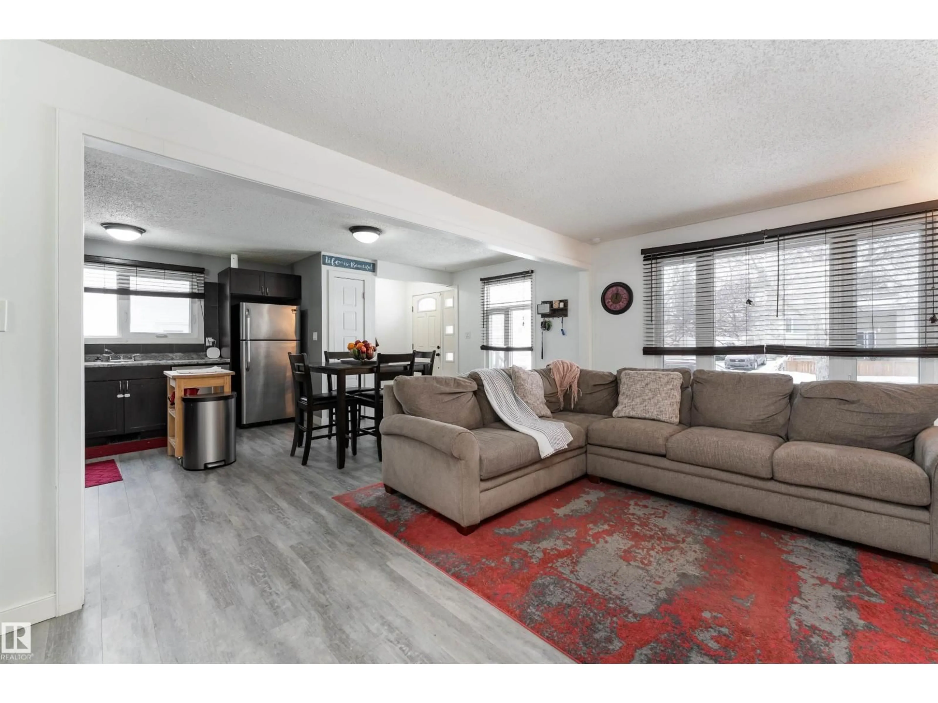 Living room with furniture, unknown for 45 ATTWOOD DR, St. Albert Alberta T8N2Z4