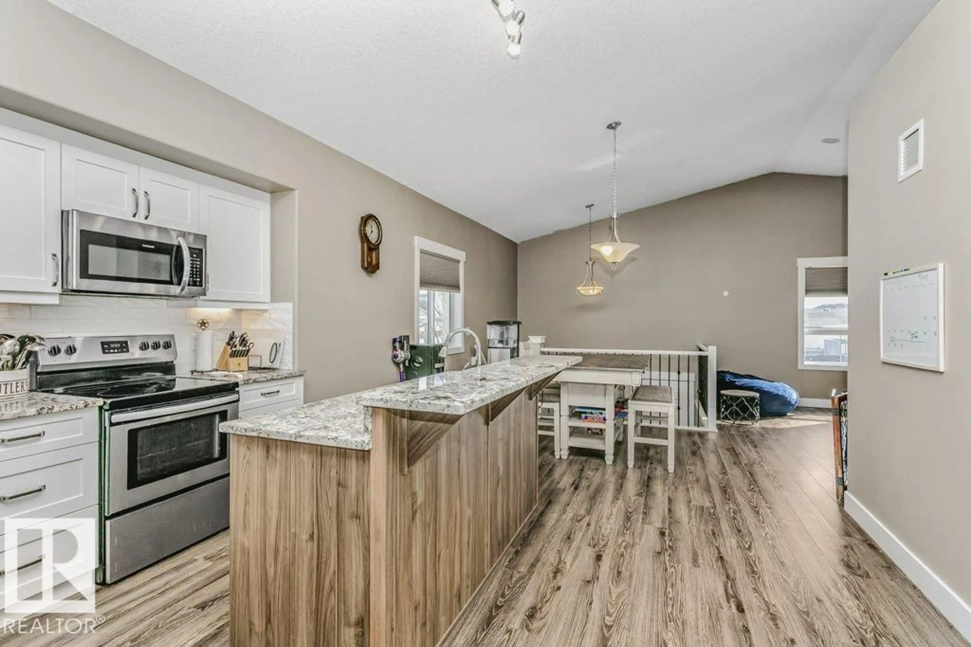 Open concept kitchen, unknown for 5120 56 ST, Bruderheim Alberta T0B0S0