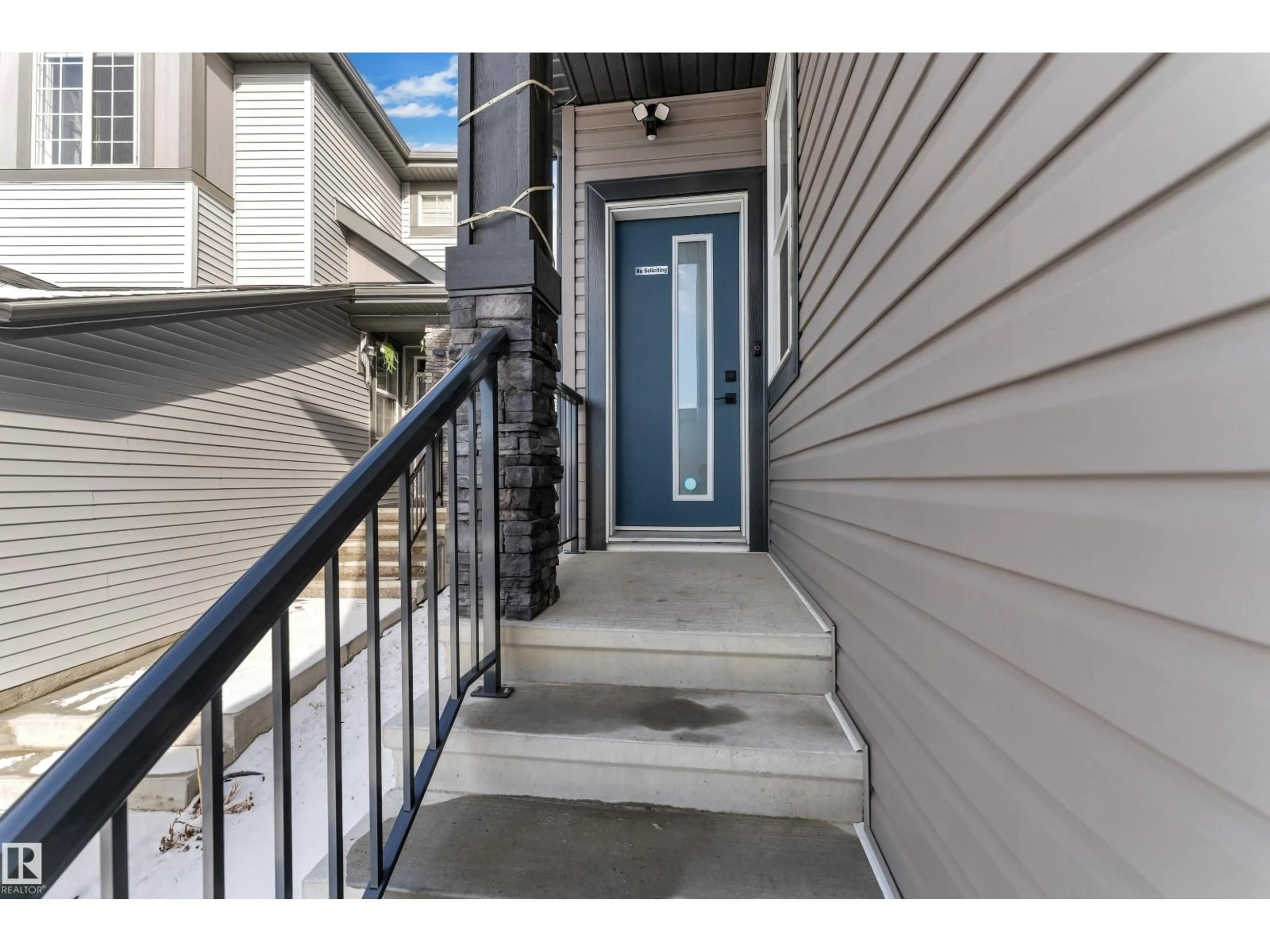 Indoor entryway for SW - 2315 51 ST, Edmonton Alberta T6X3A4