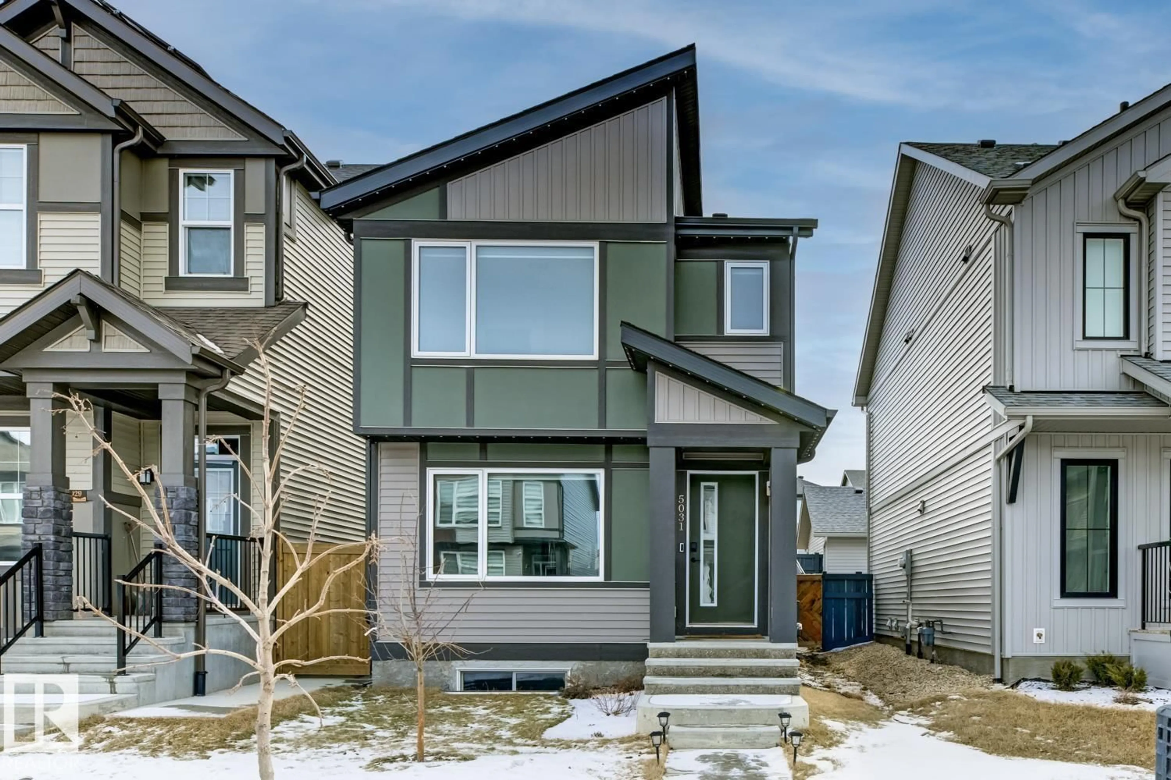 Home with vinyl exterior material, street for SW - 5031 KINNEY LINK LI, Edmonton Alberta T6W5G5