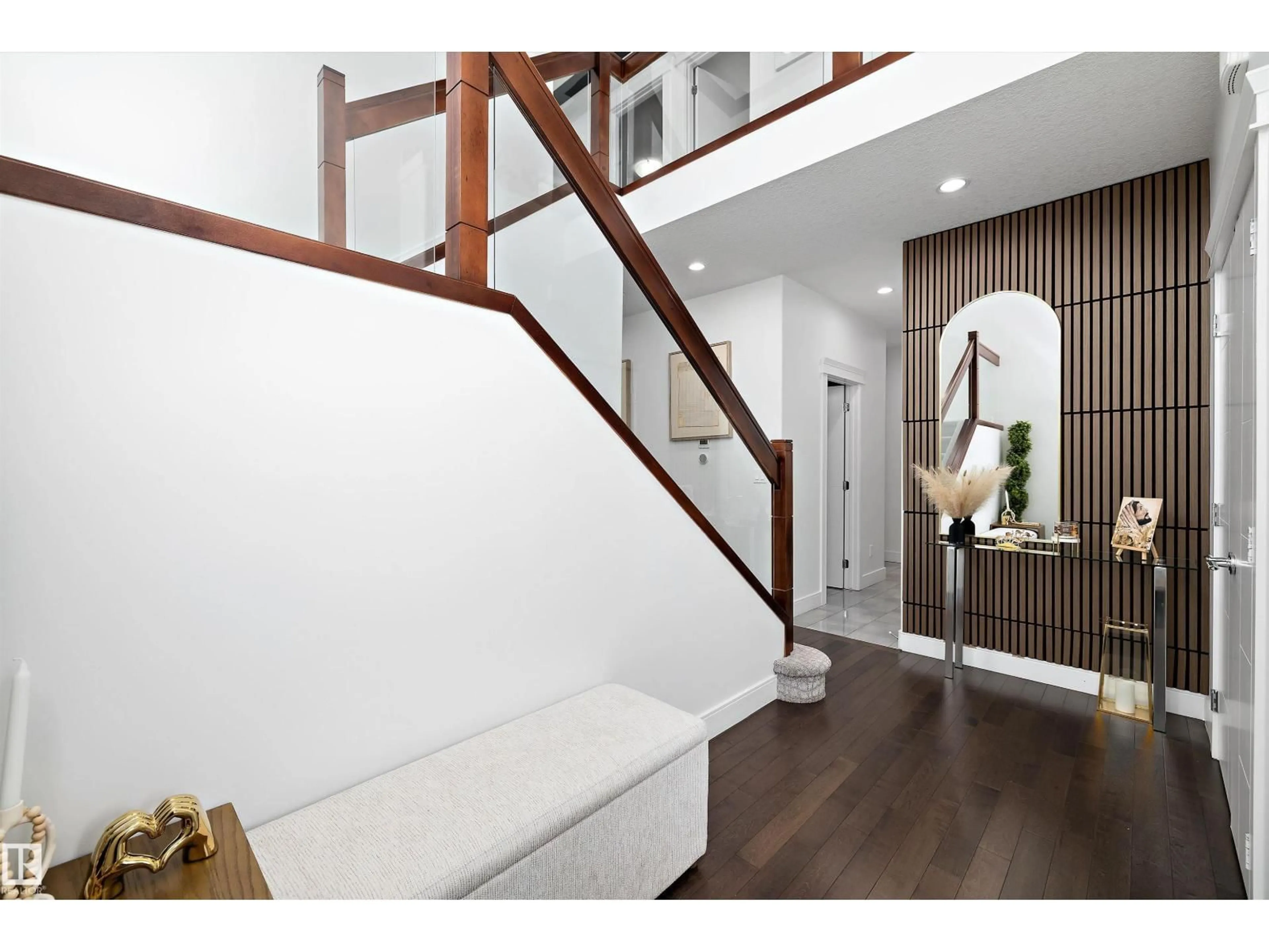 Indoor entryway for 6303 169 AV, Edmonton Alberta T5Y3V4