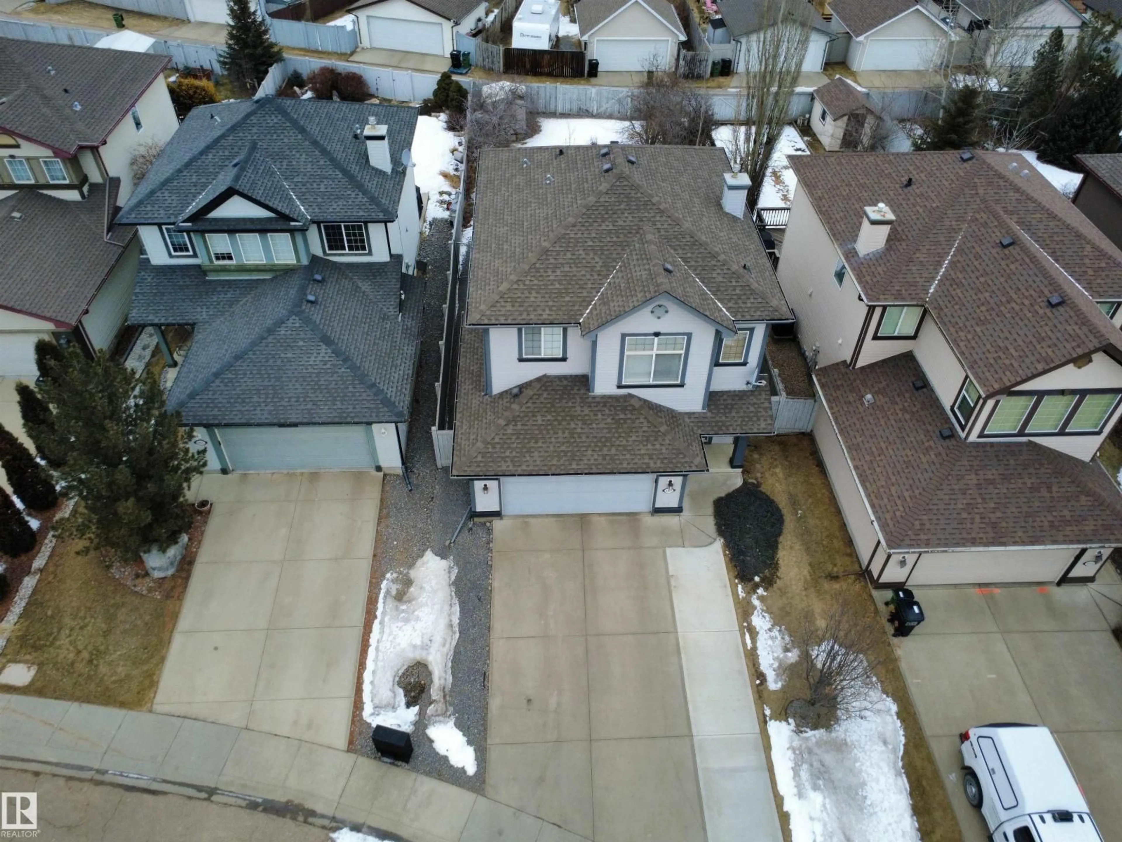 A pic from outside/outdoor area/front of a property/back of a property/a pic from drone, street for NW - 1105 GLASTONBURY CO, Edmonton Alberta T5T6M7