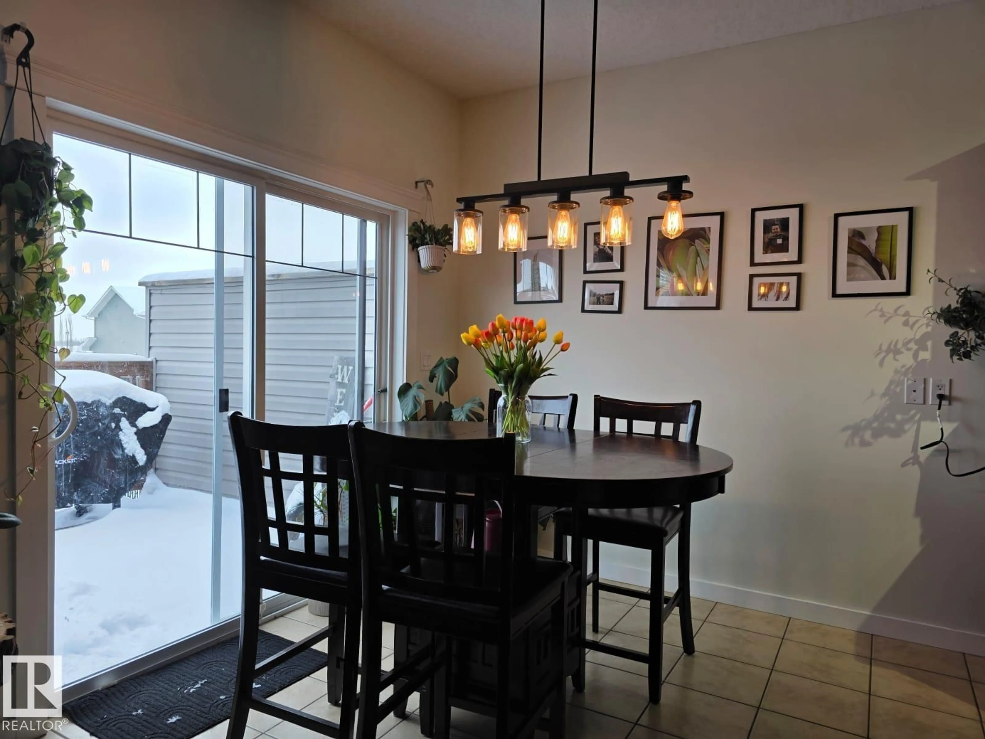 Dining room, ceramic/tile floor for 4012 41B AV, Drayton Valley Alberta T7A1B5