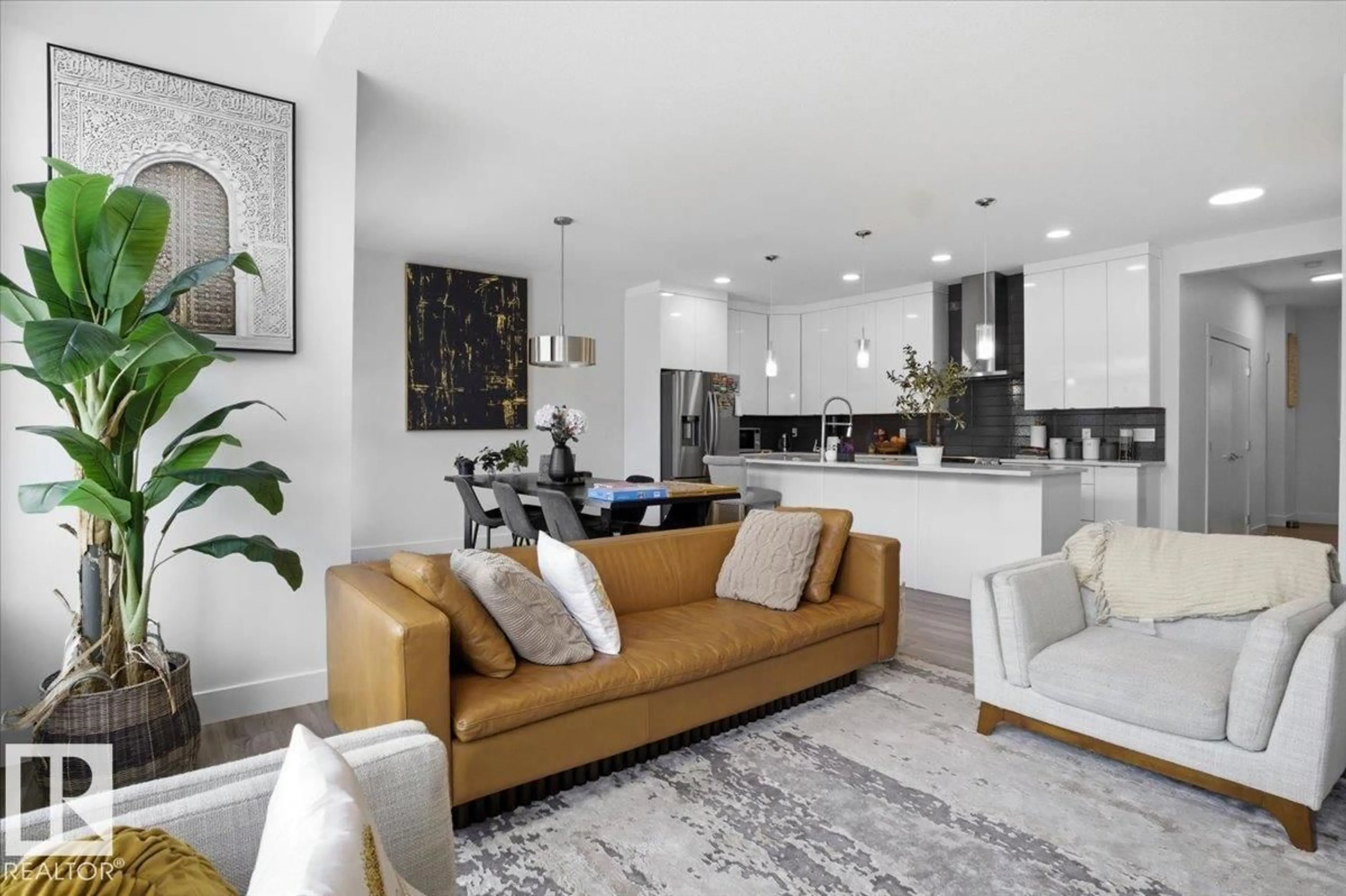 Living room with furniture, unknown for SW - 16624 32 AV, Edmonton Alberta T6W4R2