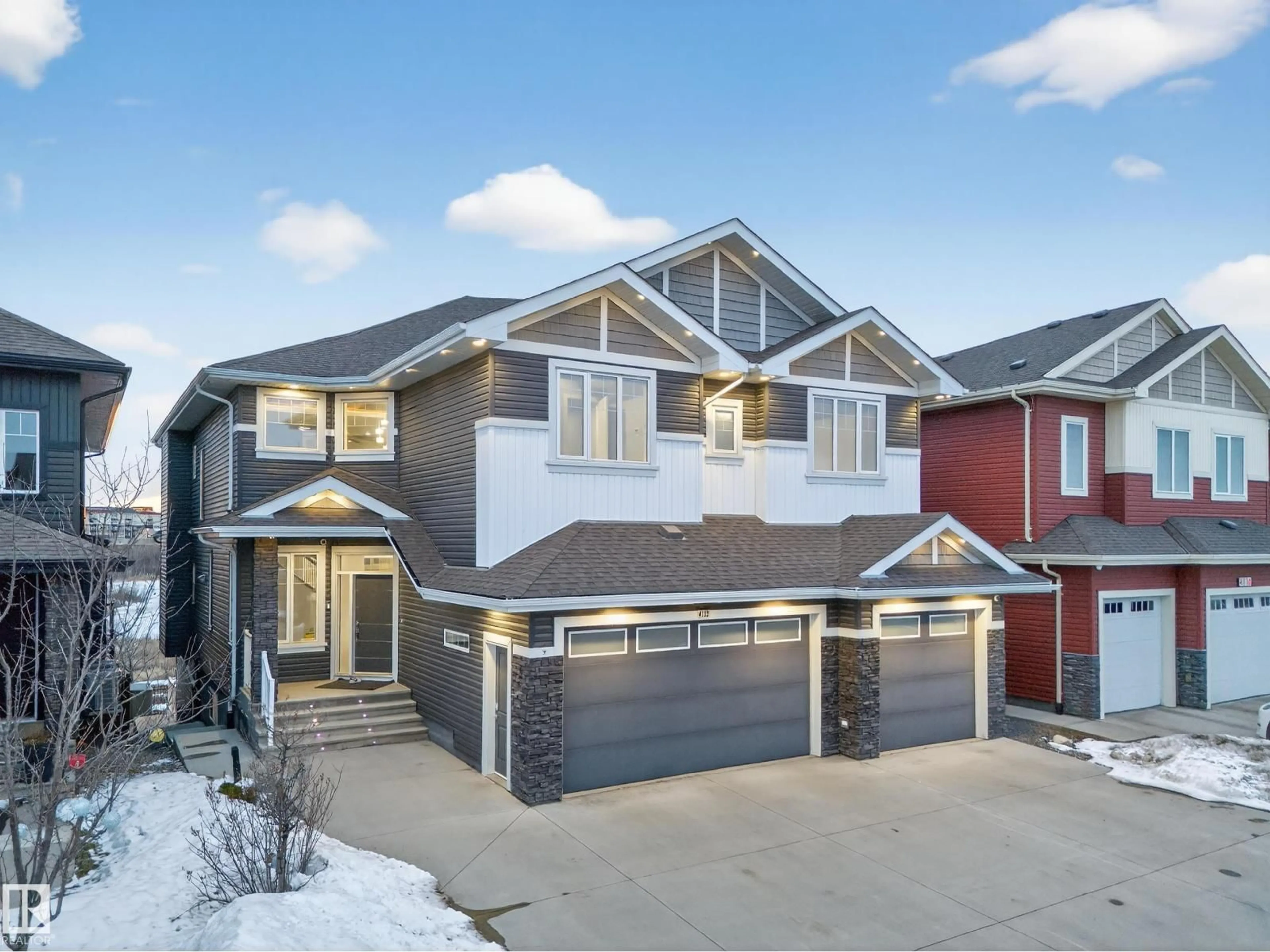 A pic from outside/outdoor area/front of a property/back of a property/a pic from drone, street for 4112 8 ST, Edmonton Alberta T6T0T3