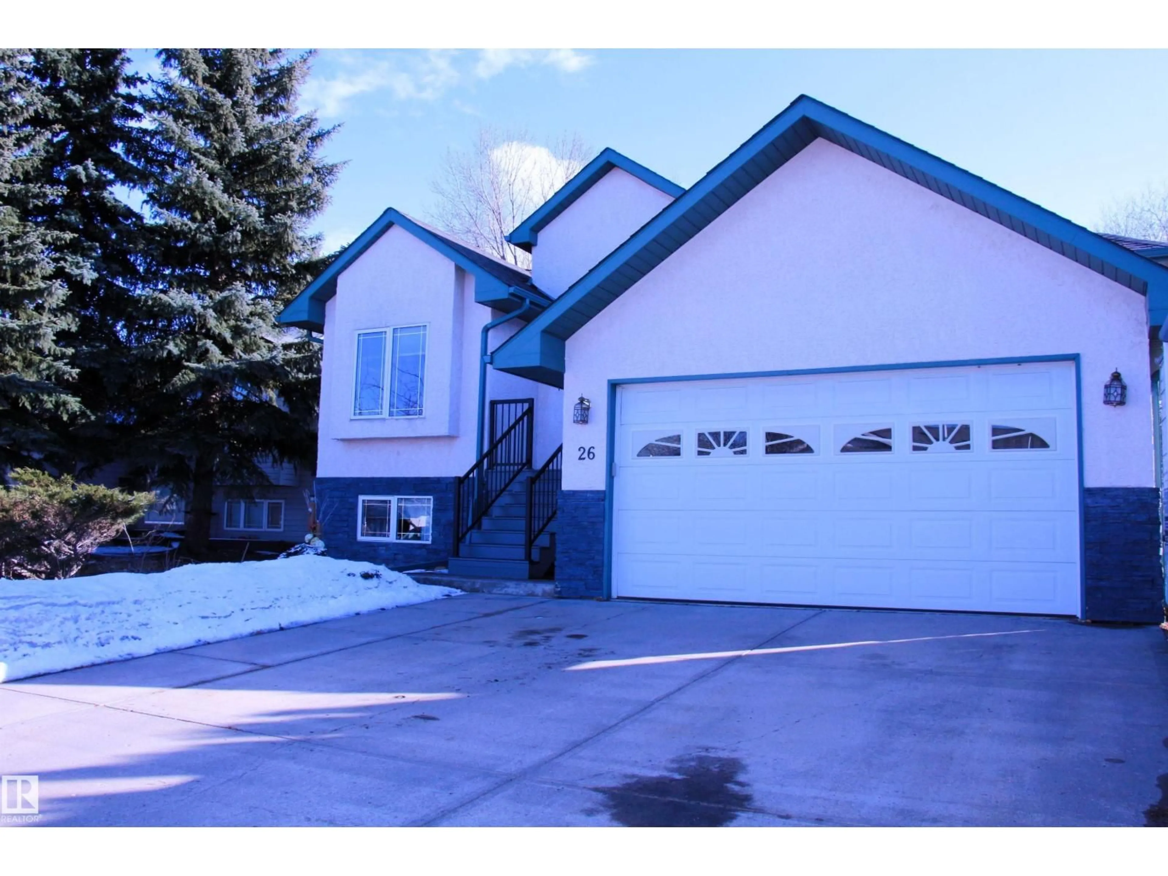 Home with vinyl exterior material, street for 26 SIMONETTE CR, Devon Alberta T9G1Y5