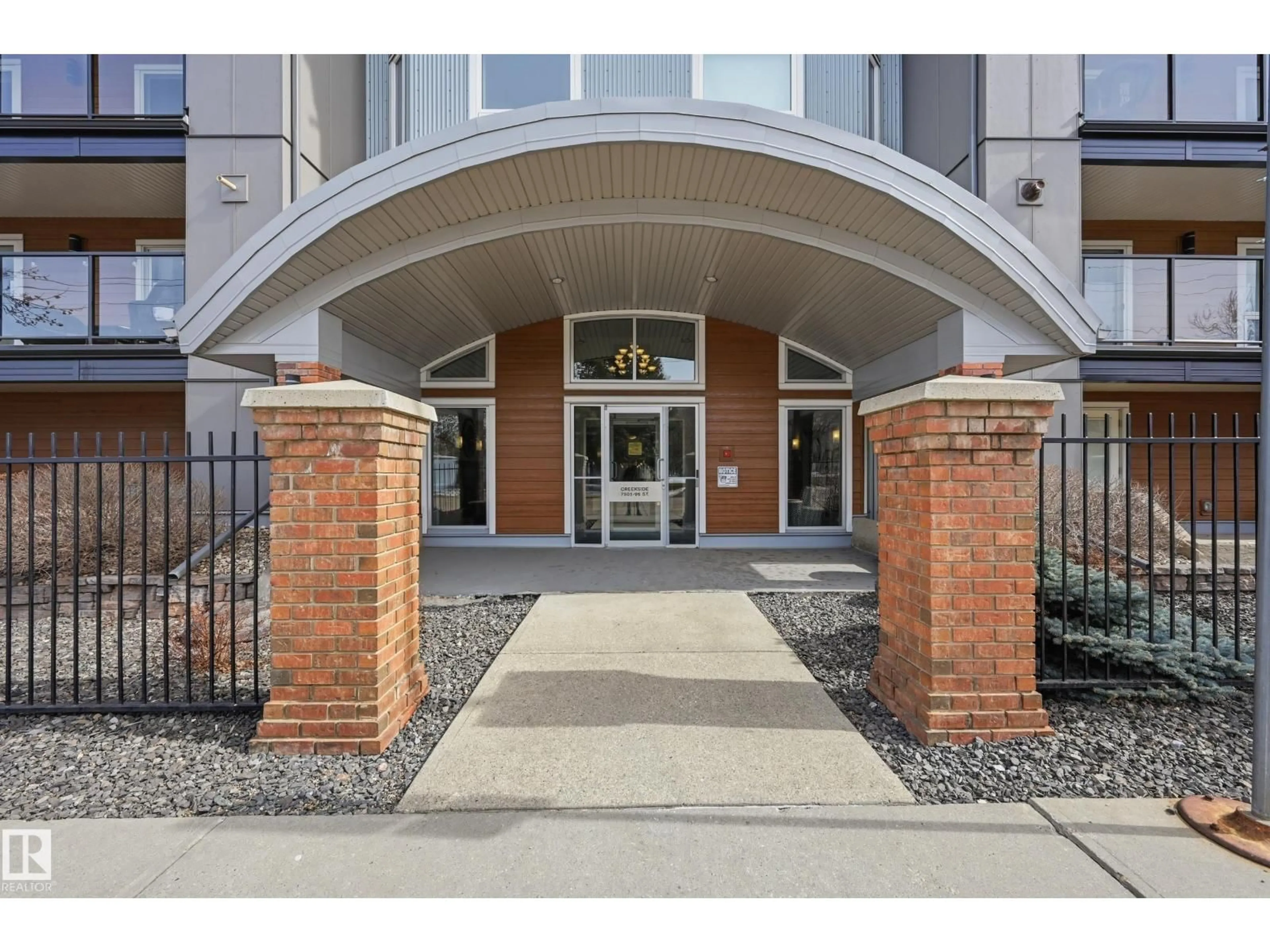 Indoor entryway for #501 - 7905 96 ST, Edmonton Alberta T6C4R3