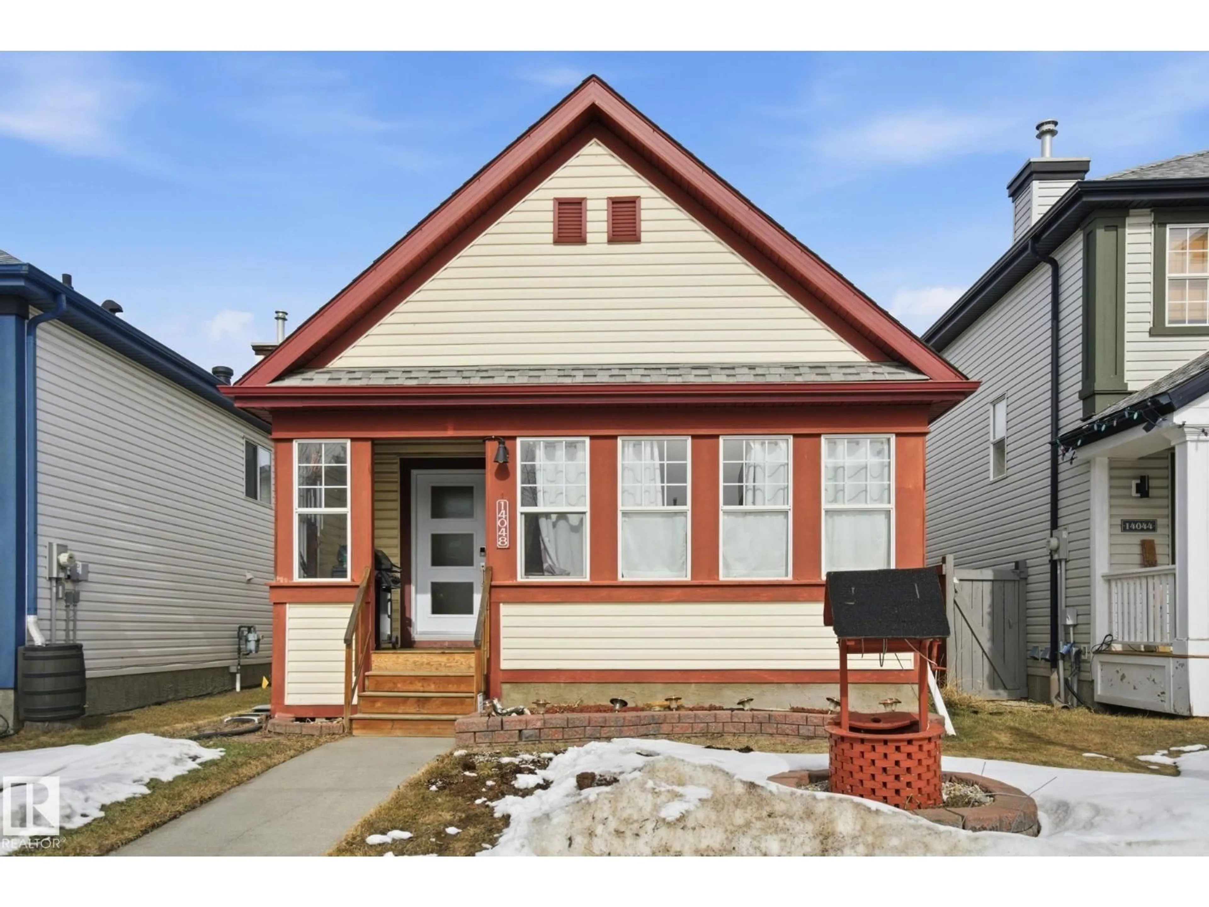 Home with vinyl exterior material, street for 14048 151 AV, Edmonton Alberta T6V1V1