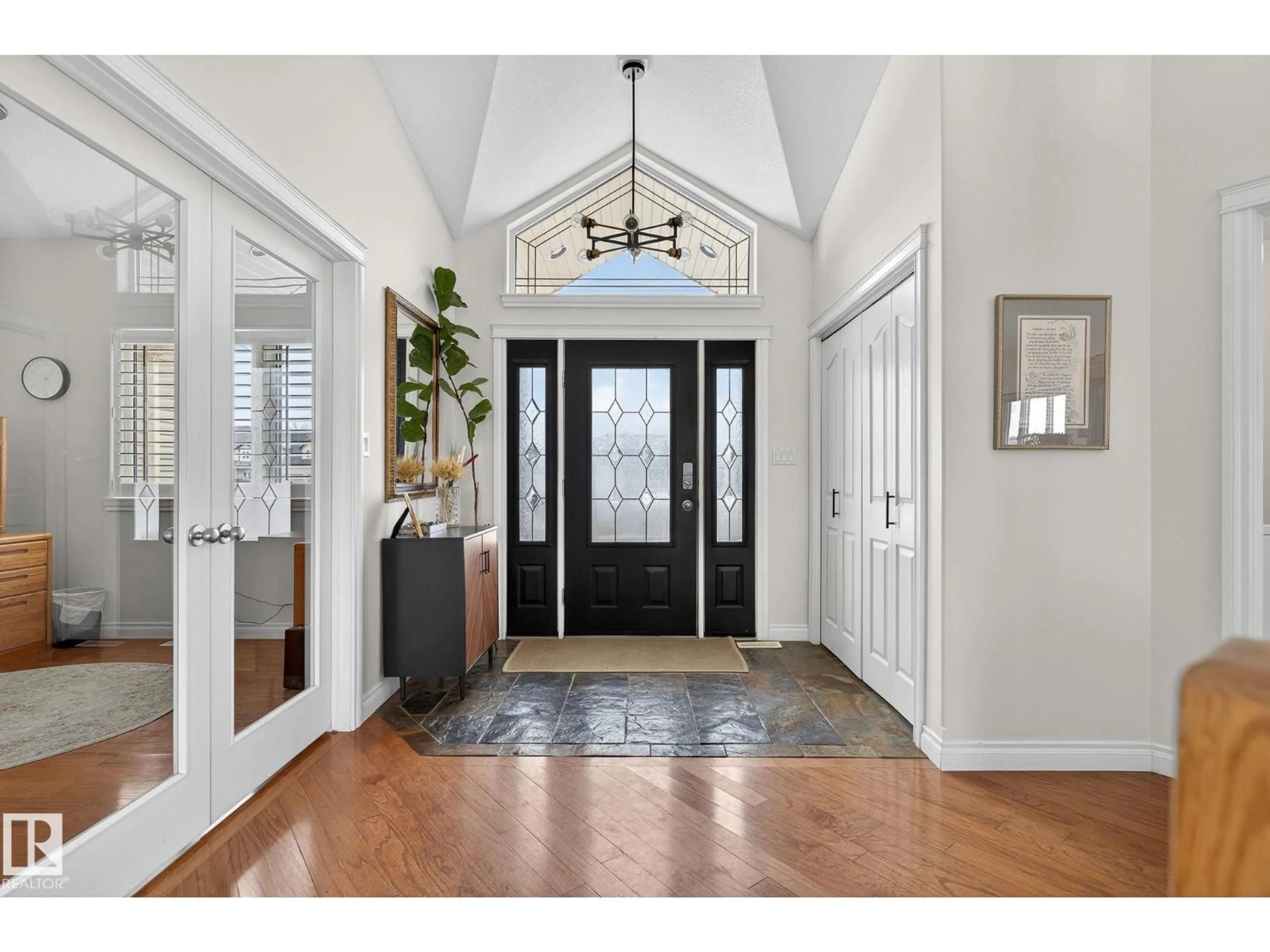 Indoor entryway for #3 - 27314 TWP ROAD 534, Rural Parkland County Alberta T7X3R9