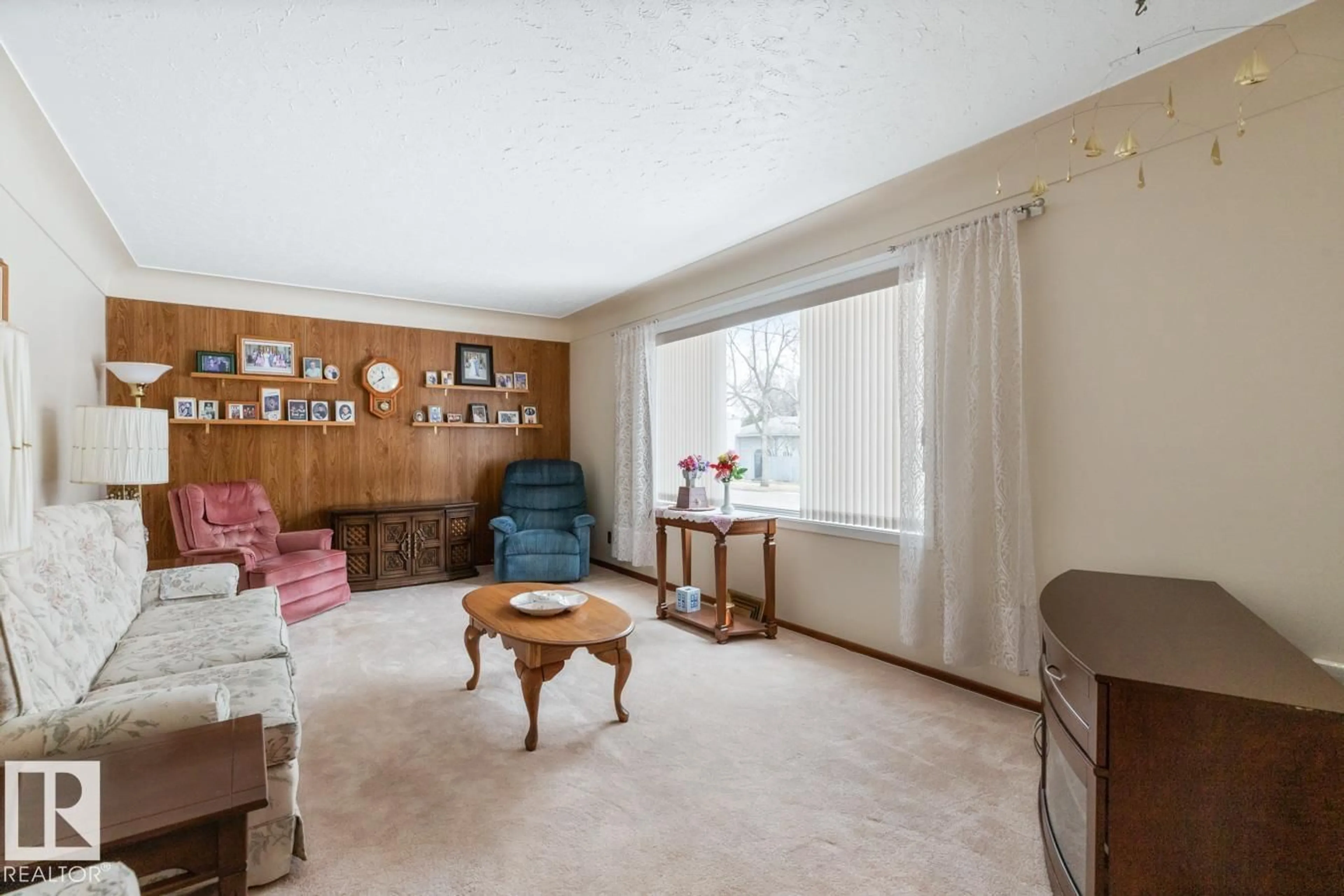 Living room with furniture, unknown for 9280 77 ST, Edmonton Alberta T6C2M1