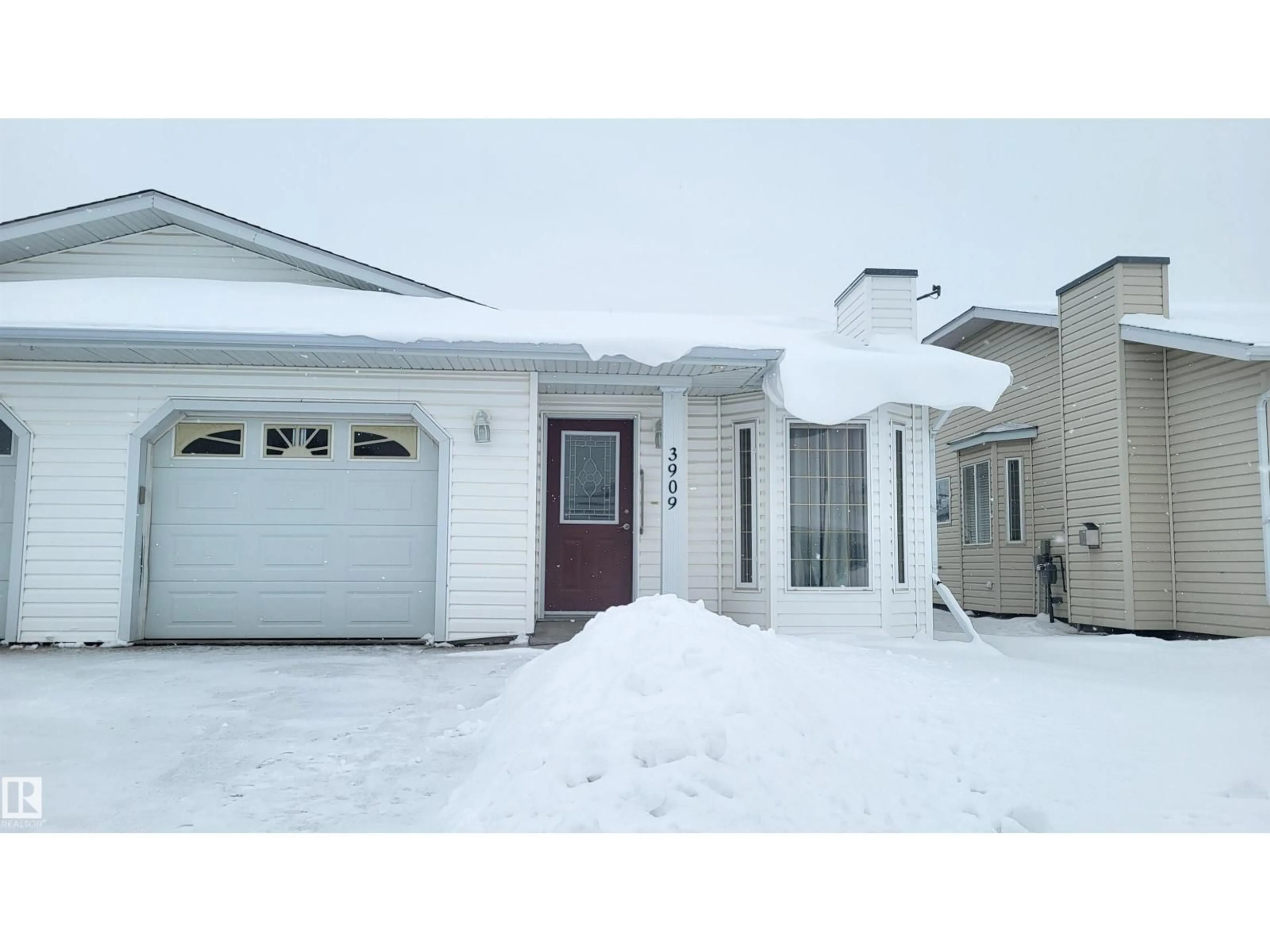 Unknown for 3909 46 ST, Drayton Valley Alberta T7A1J5