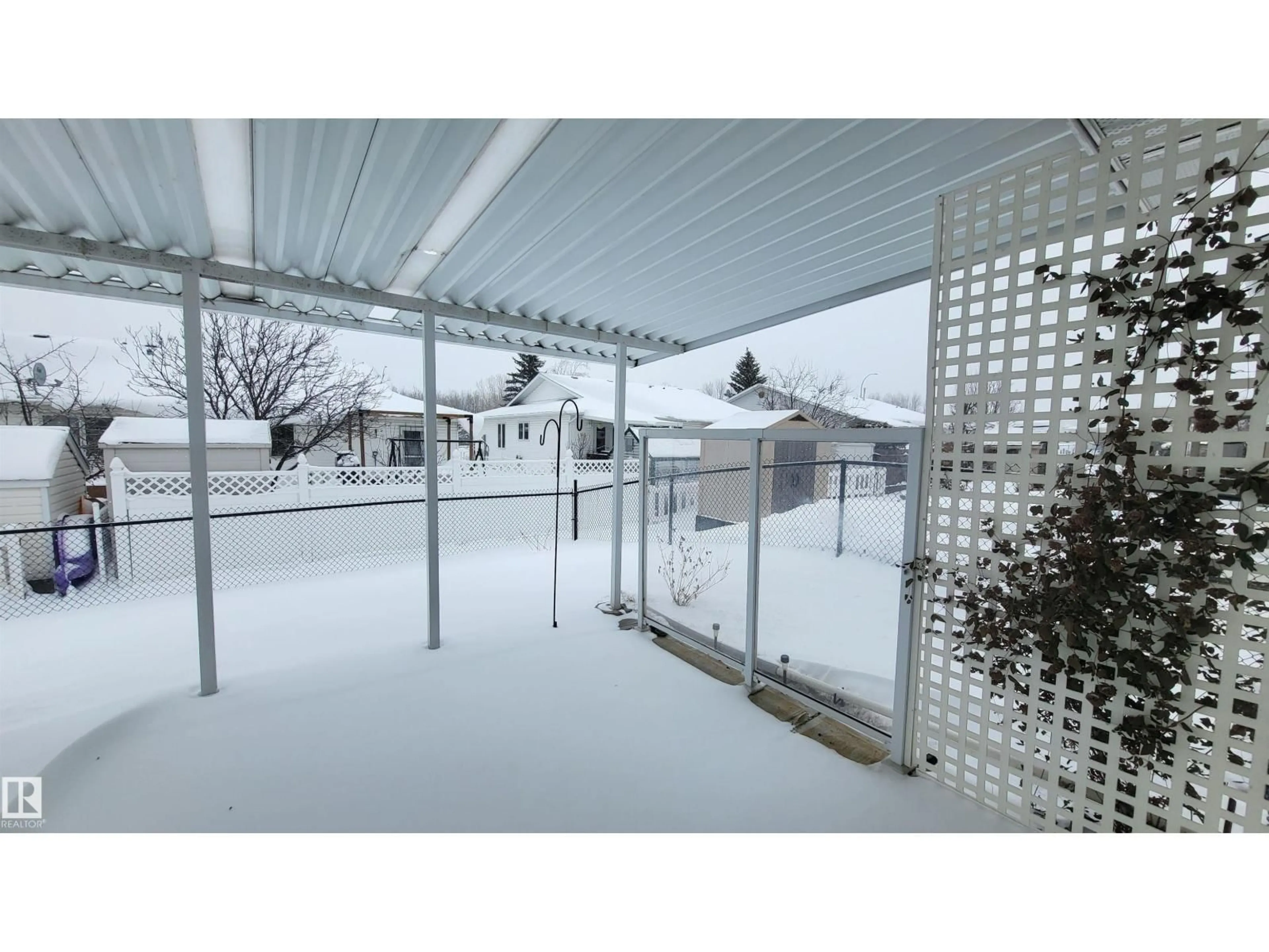 Patio, street for 3909 46 ST, Drayton Valley Alberta T7A1J5