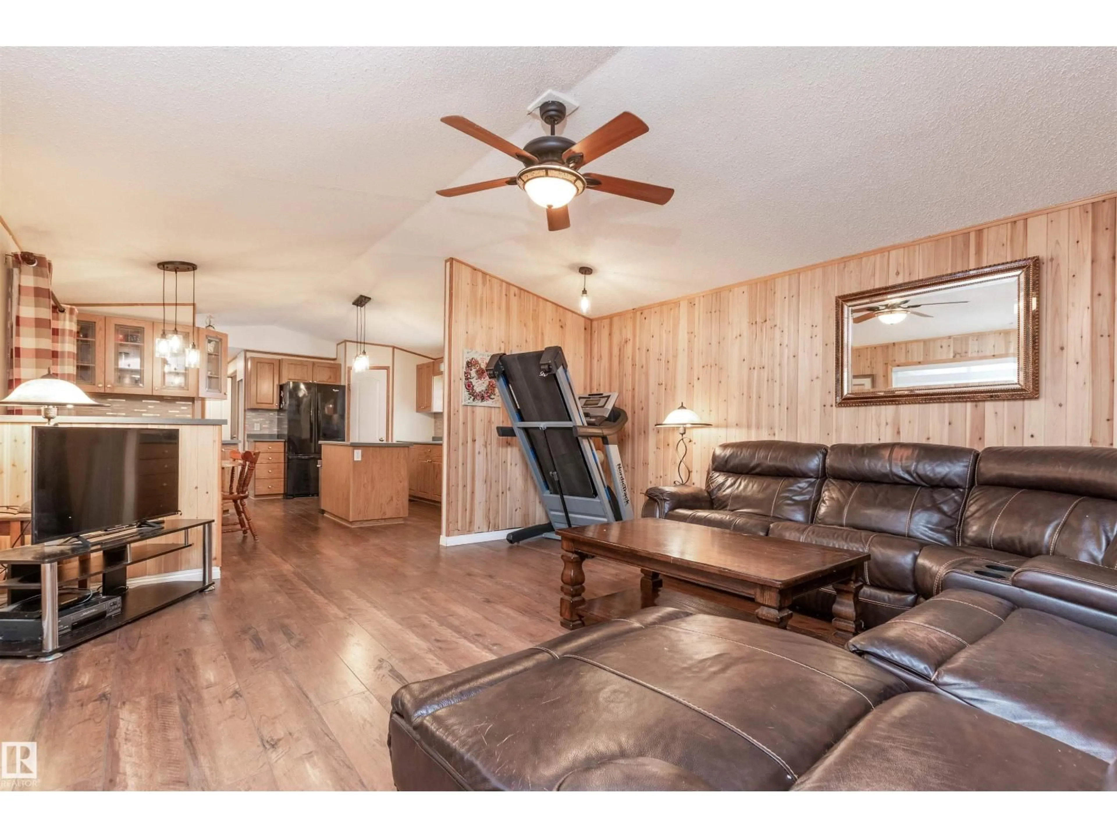 Unknown for 924 JUBILEE CL, Sherwood Park Alberta T8H2G3