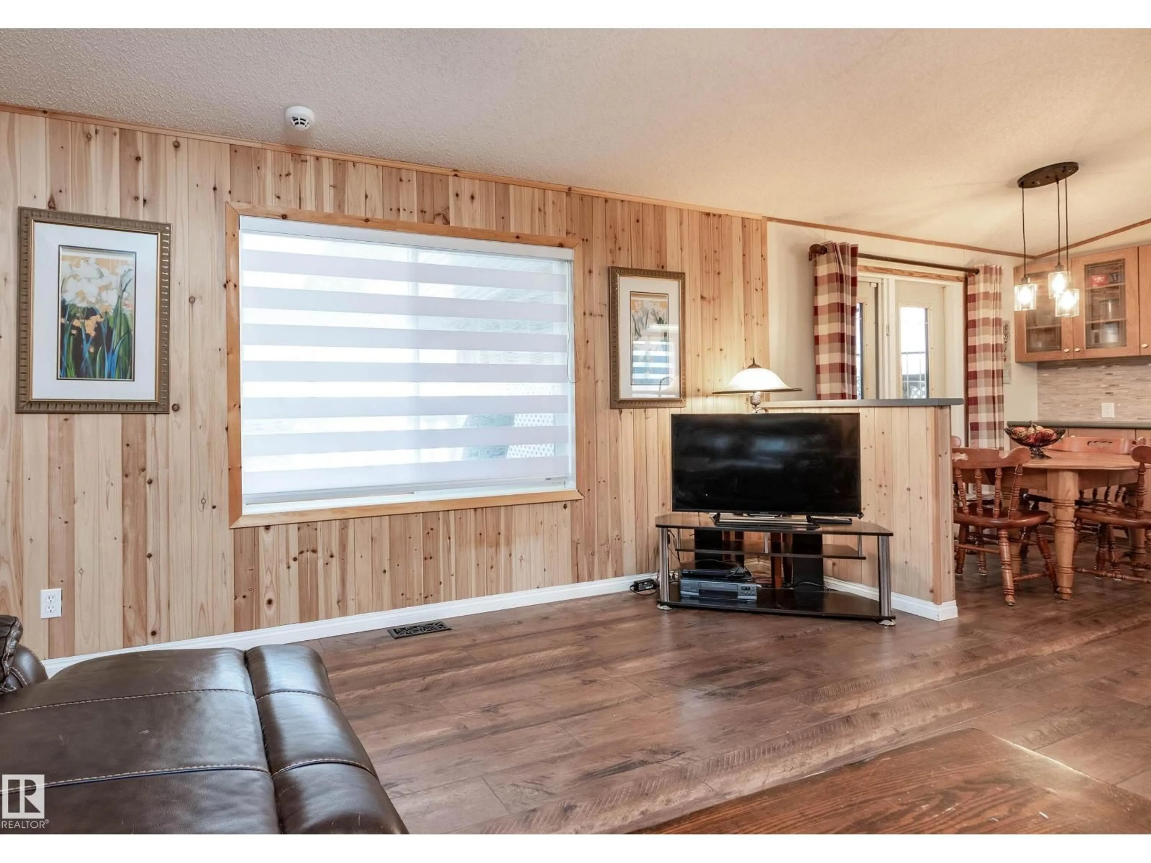 Unknown for 924 JUBILEE CL, Sherwood Park Alberta T8H2G3