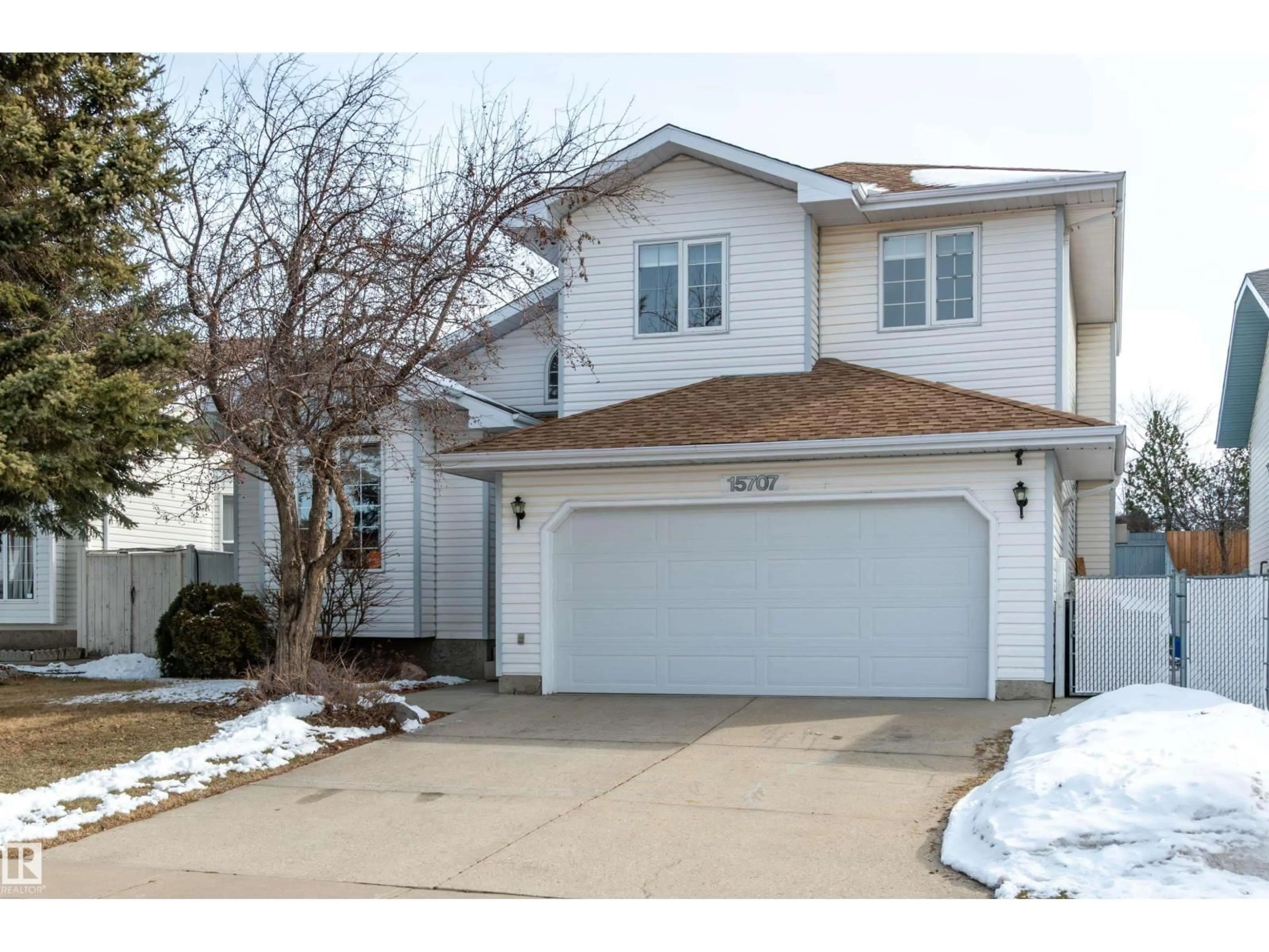 Unknown for 15707 67 ST, Edmonton Alberta T5Z3A3