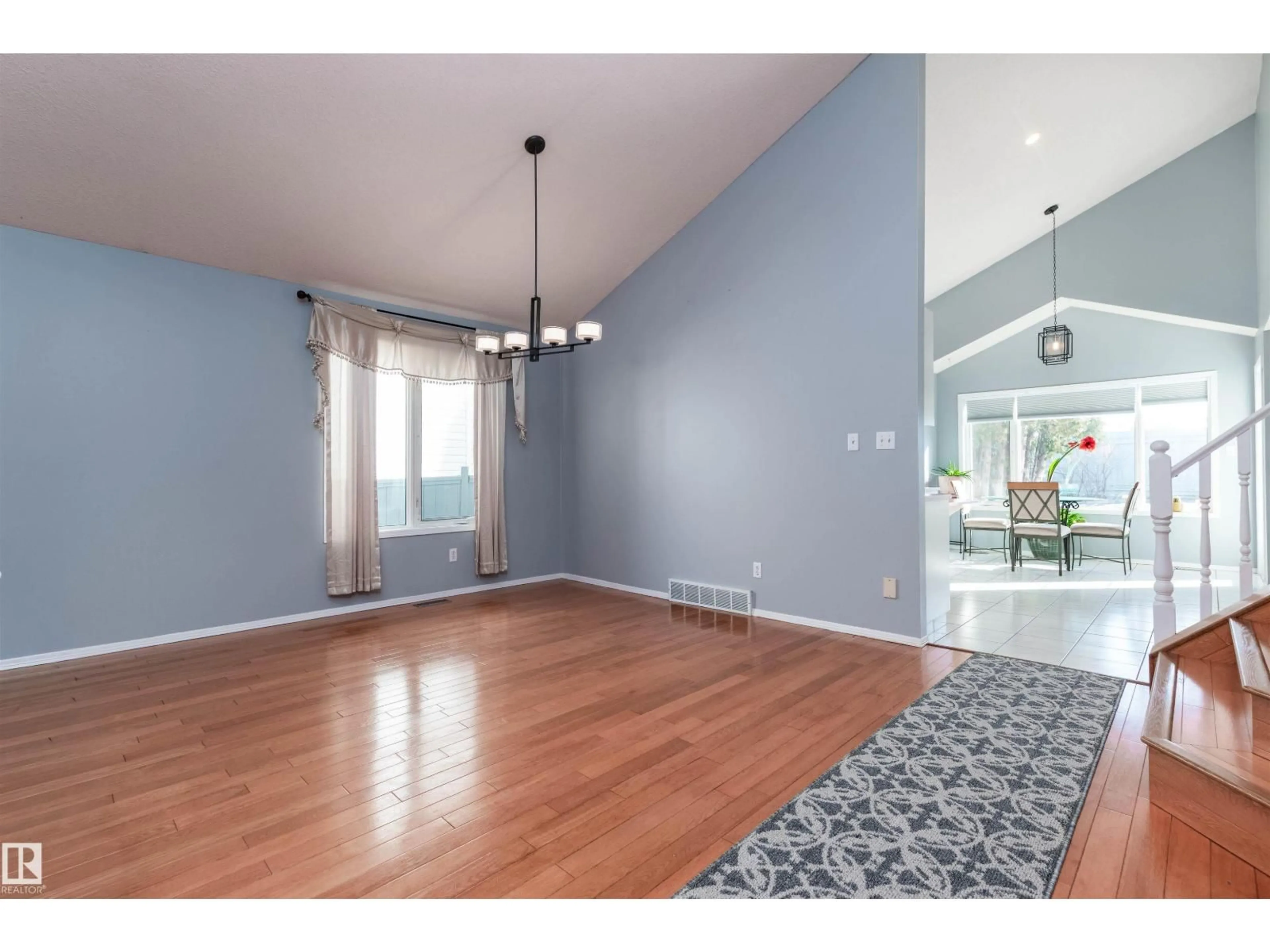 Dining room, wood/laminate floor for 15707 67 ST, Edmonton Alberta T5Z3A3