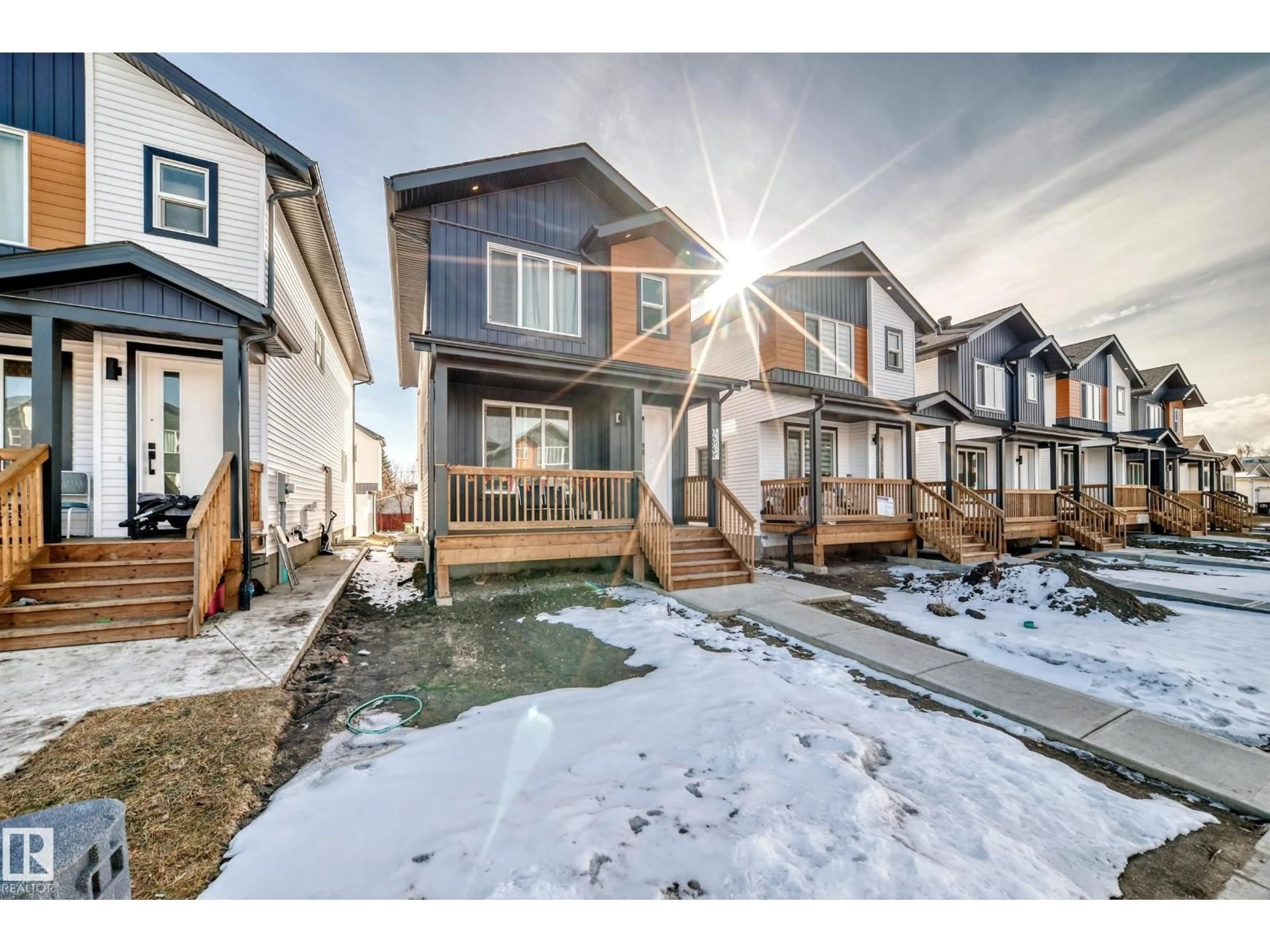 A pic from outside/outdoor area/front of a property/back of a property/a pic from drone, street for 12435 47 ST, Edmonton Alberta T5W5E5