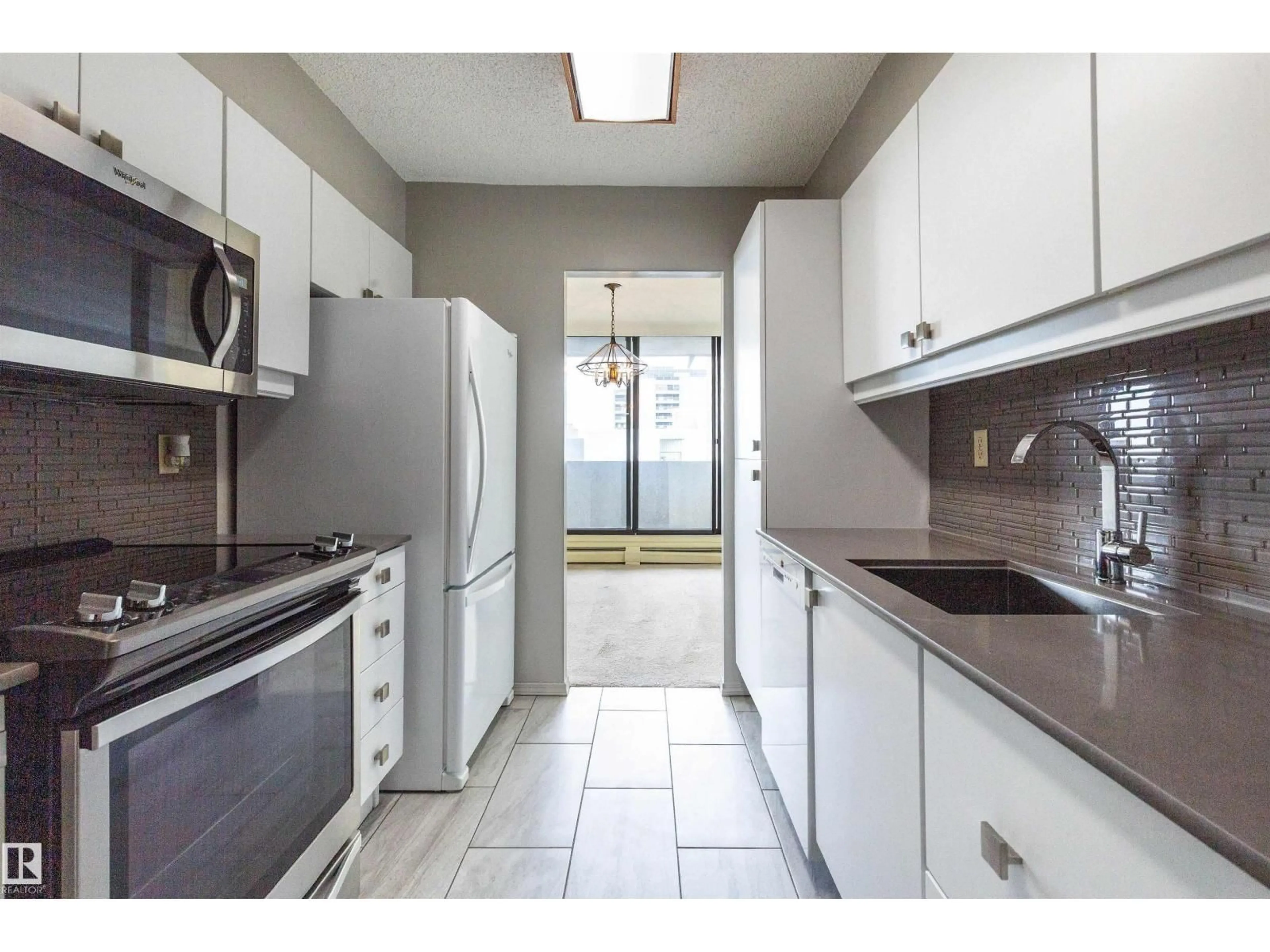 Standard kitchen, unknown for 8340 - 601 JASPER AV, Edmonton Alberta T5H4C6
