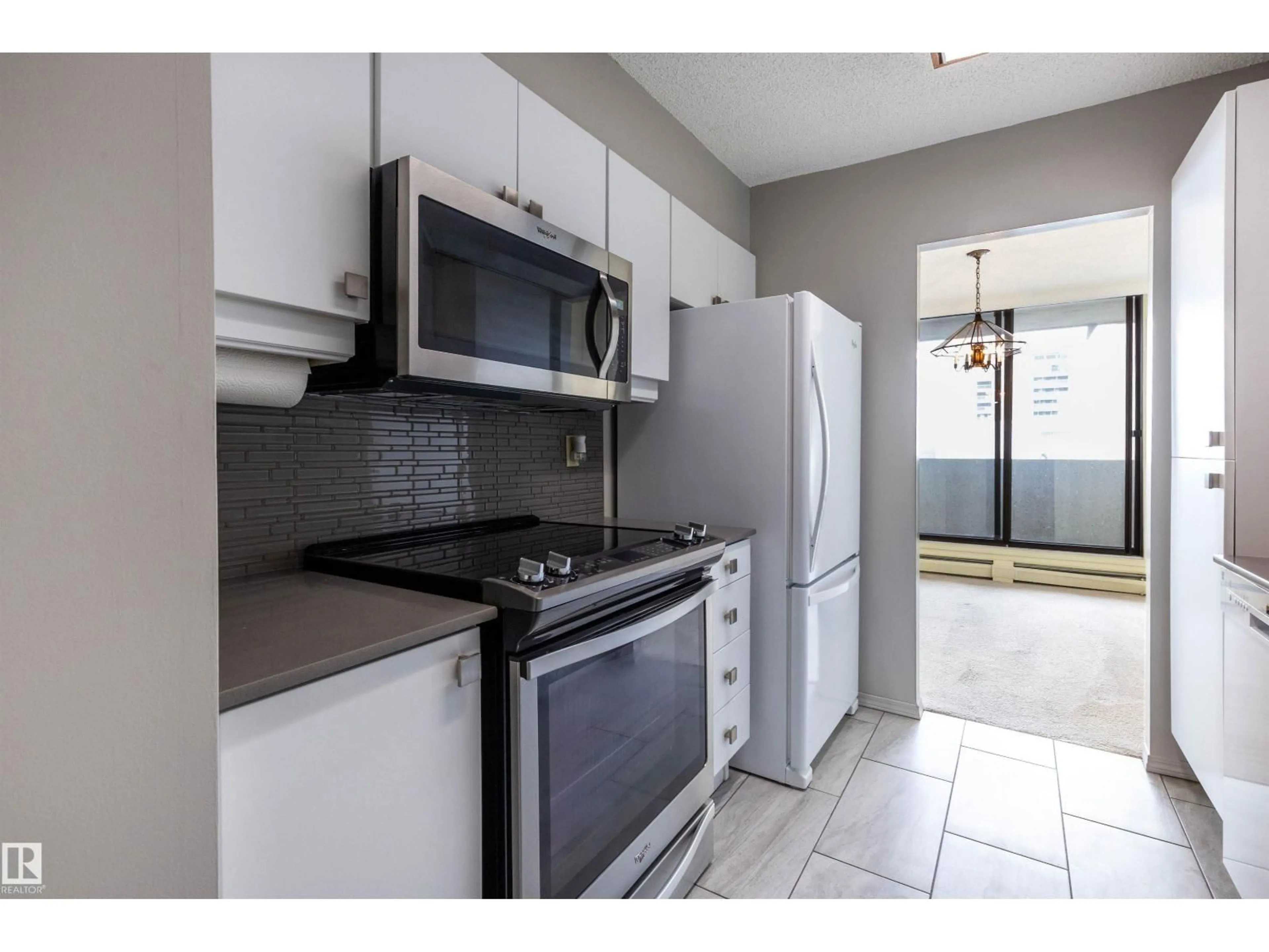 Standard kitchen, unknown for 8340 - 601 JASPER AV, Edmonton Alberta T5H4C6