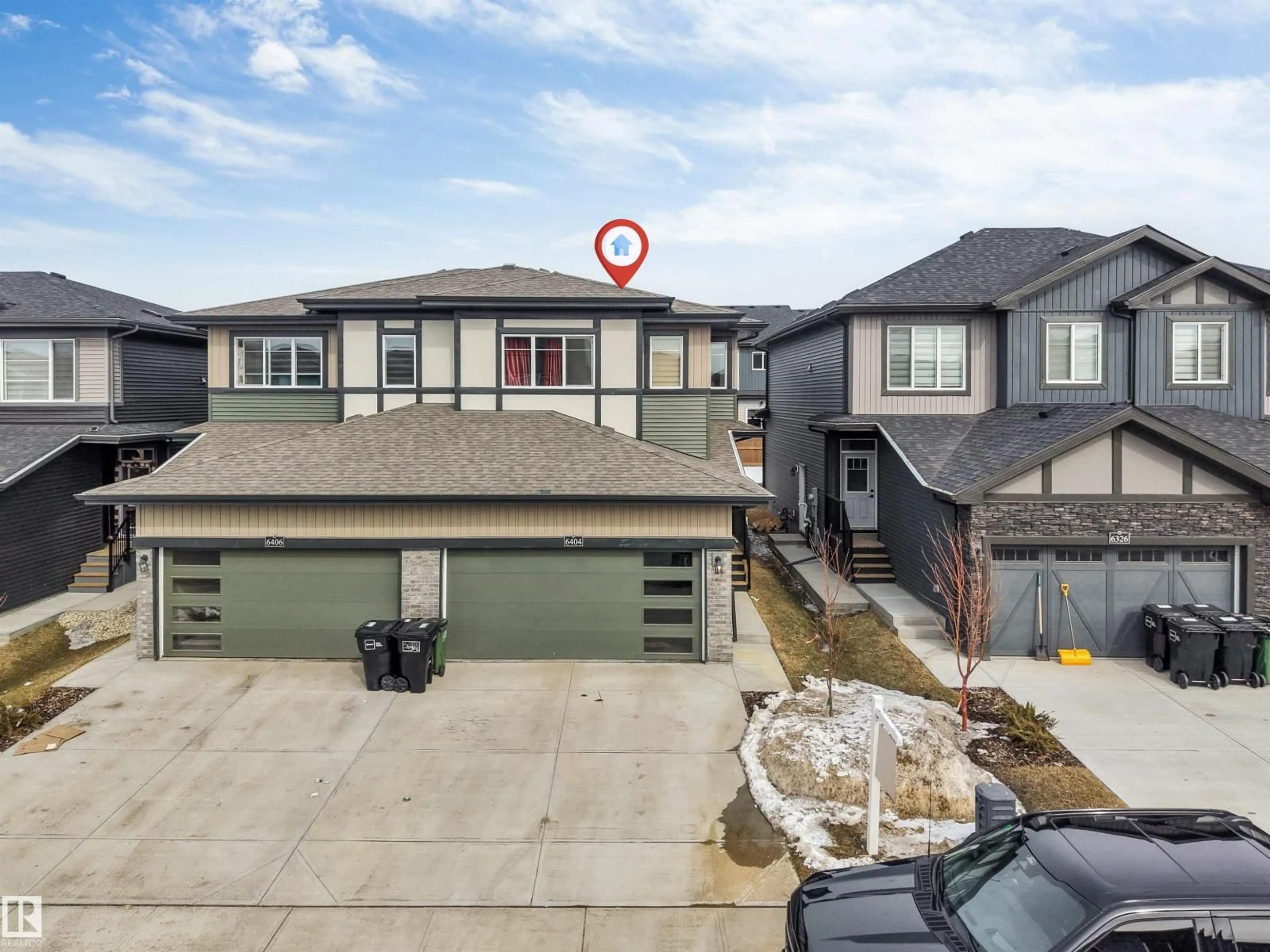 A pic from outside/outdoor area/front of a property/back of a property/a pic from drone, street for 6404 27 AV, Edmonton Alberta T6X3G4